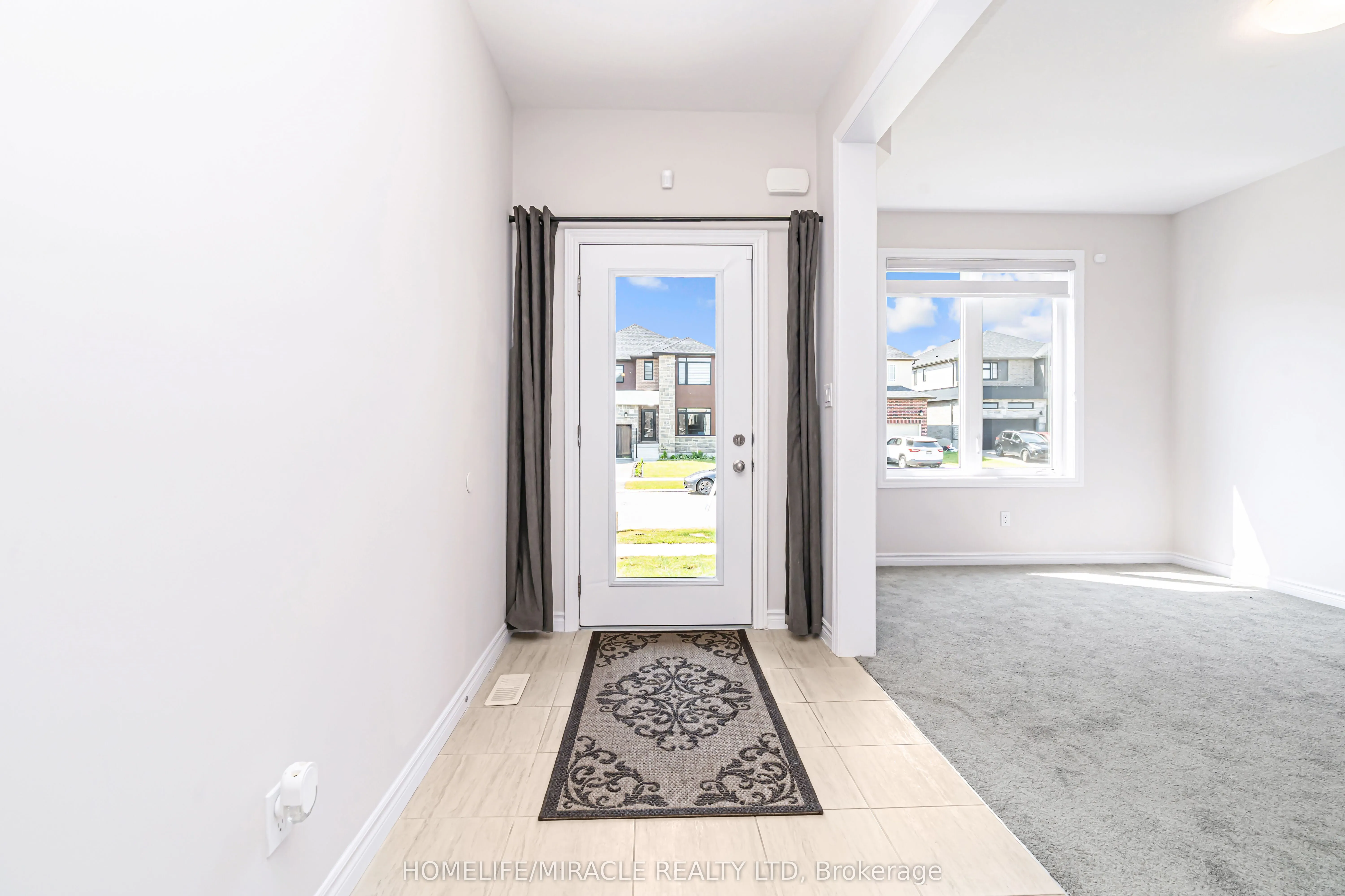 24 Sass Cres Crescent