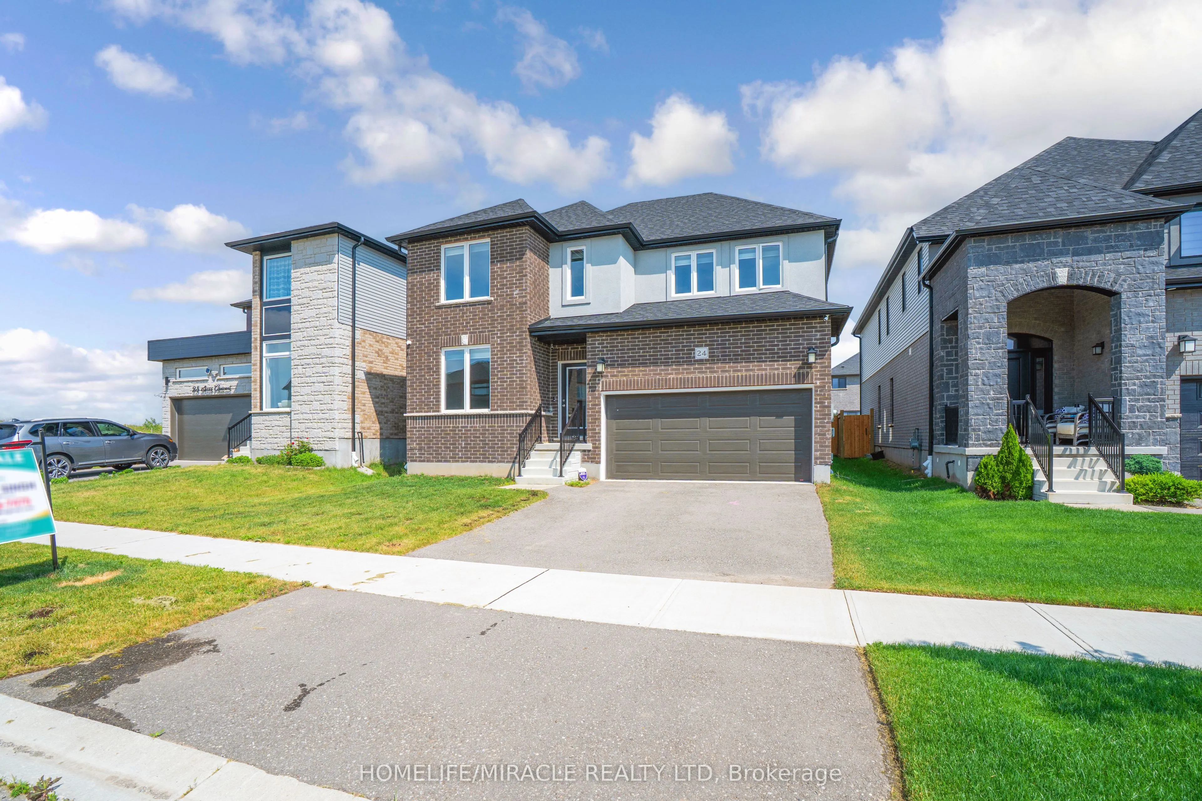 24 Sass Cres Crescent