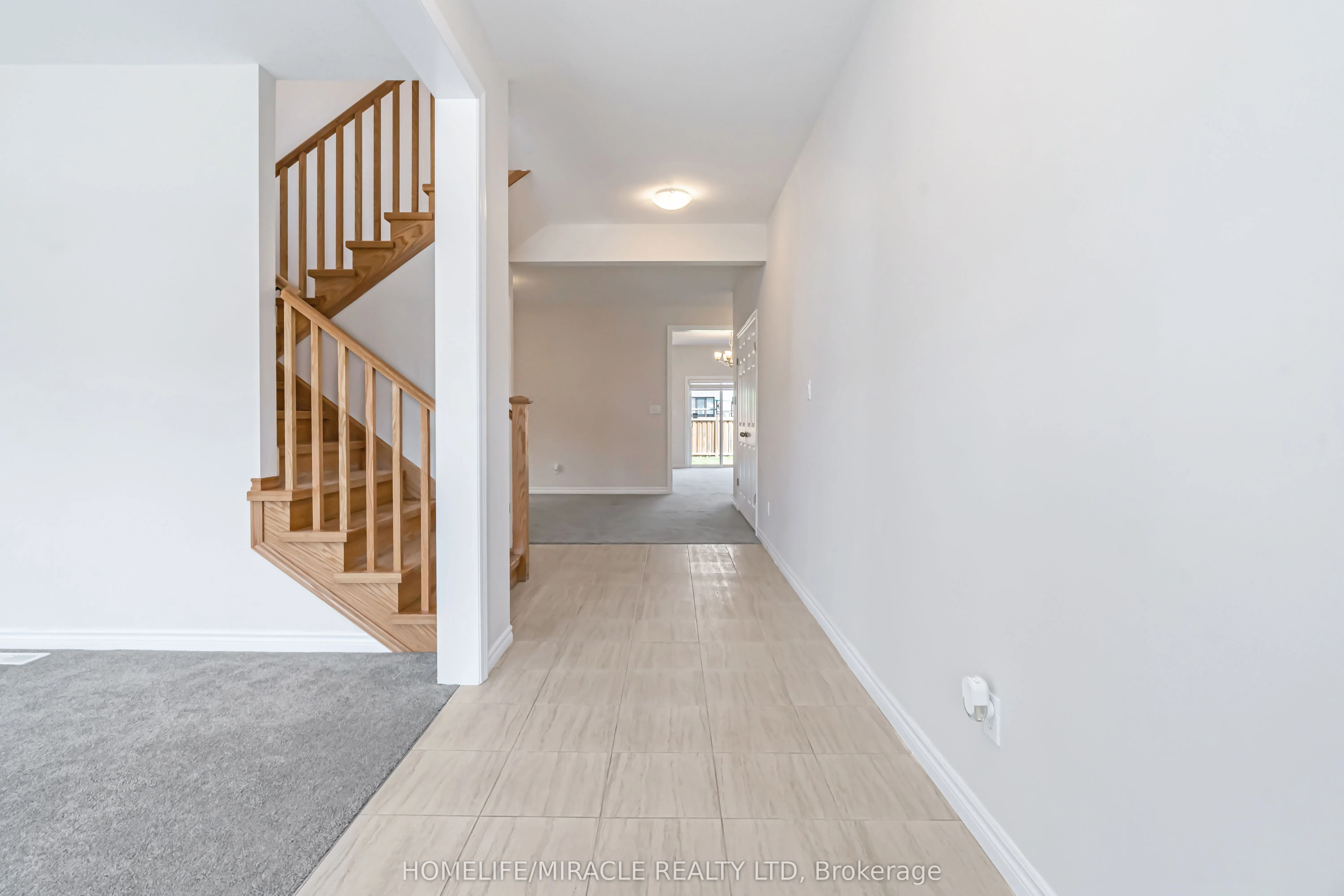24 Sass Cres Crescent