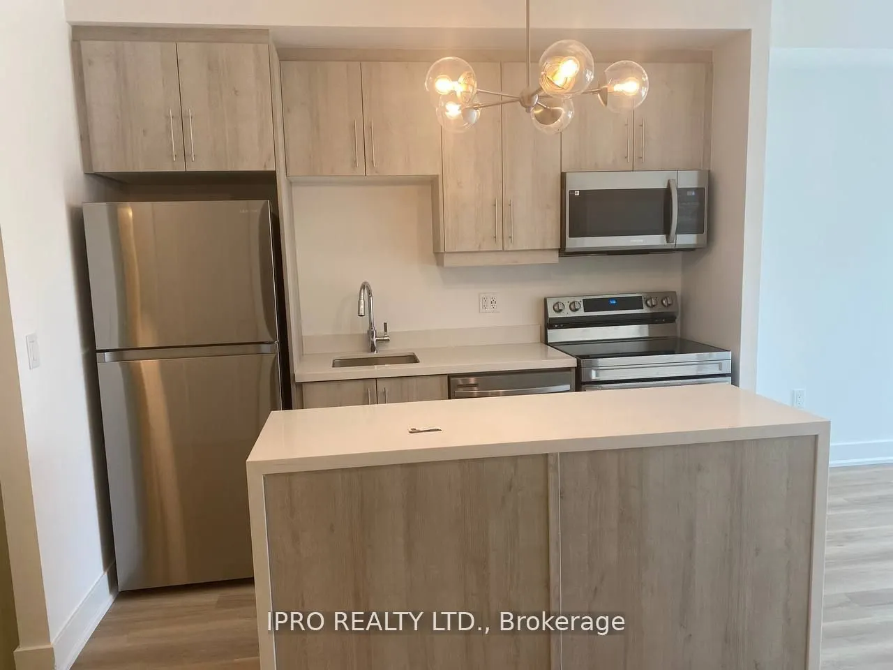 575 Conklin Road, #910