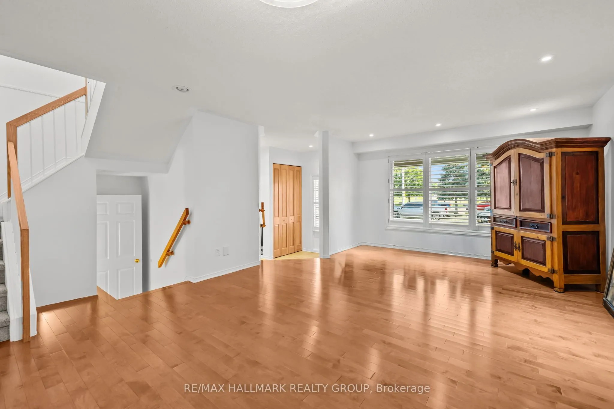 6020 Longleaf Drive