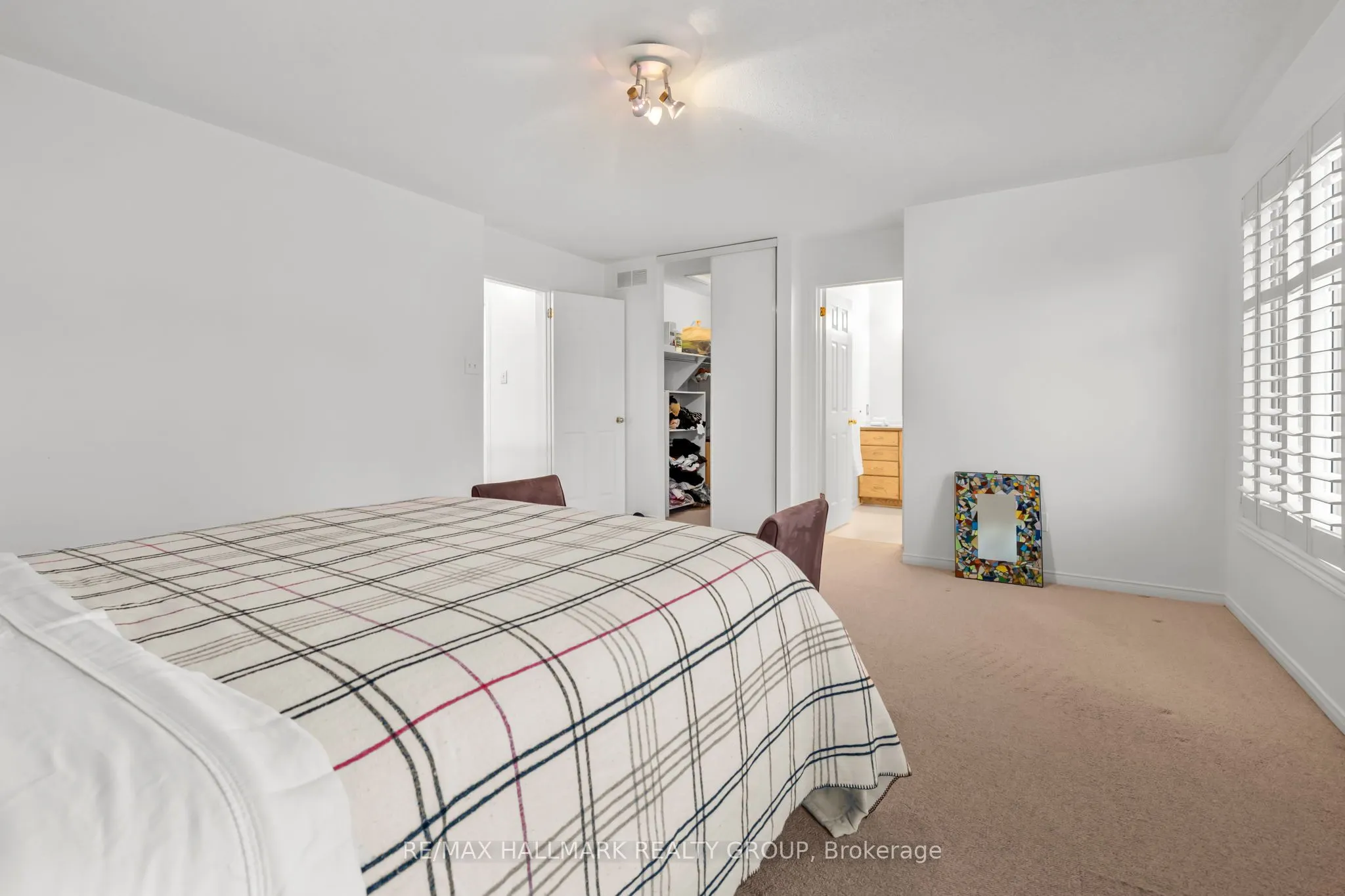 6020 Longleaf Drive