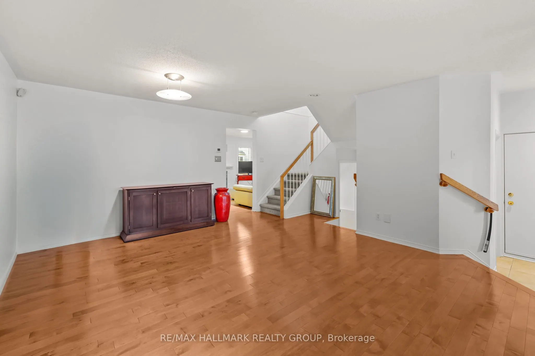 6020 Longleaf Drive