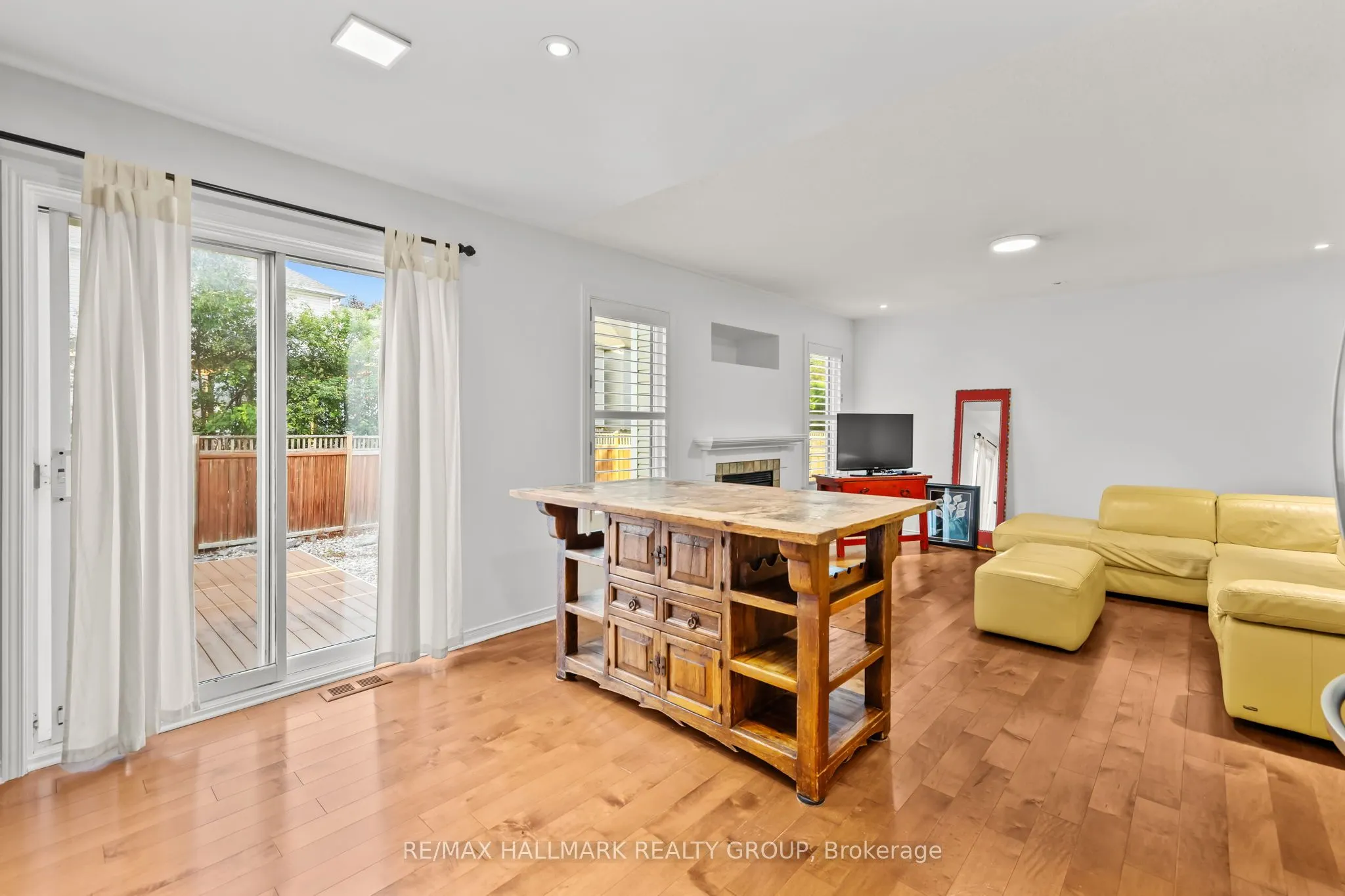 6020 Longleaf Drive