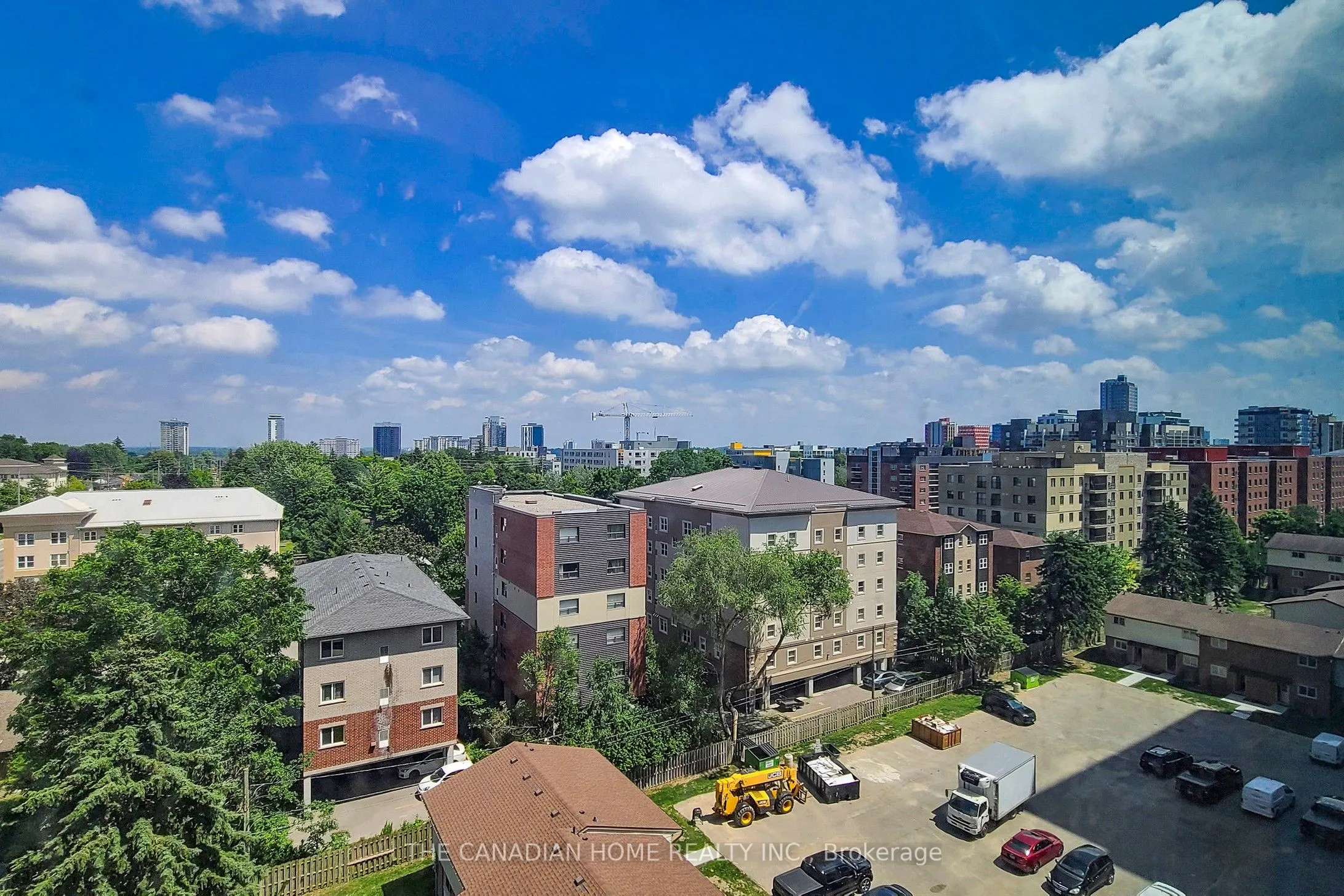 145 COLUMBIA Street W, #909