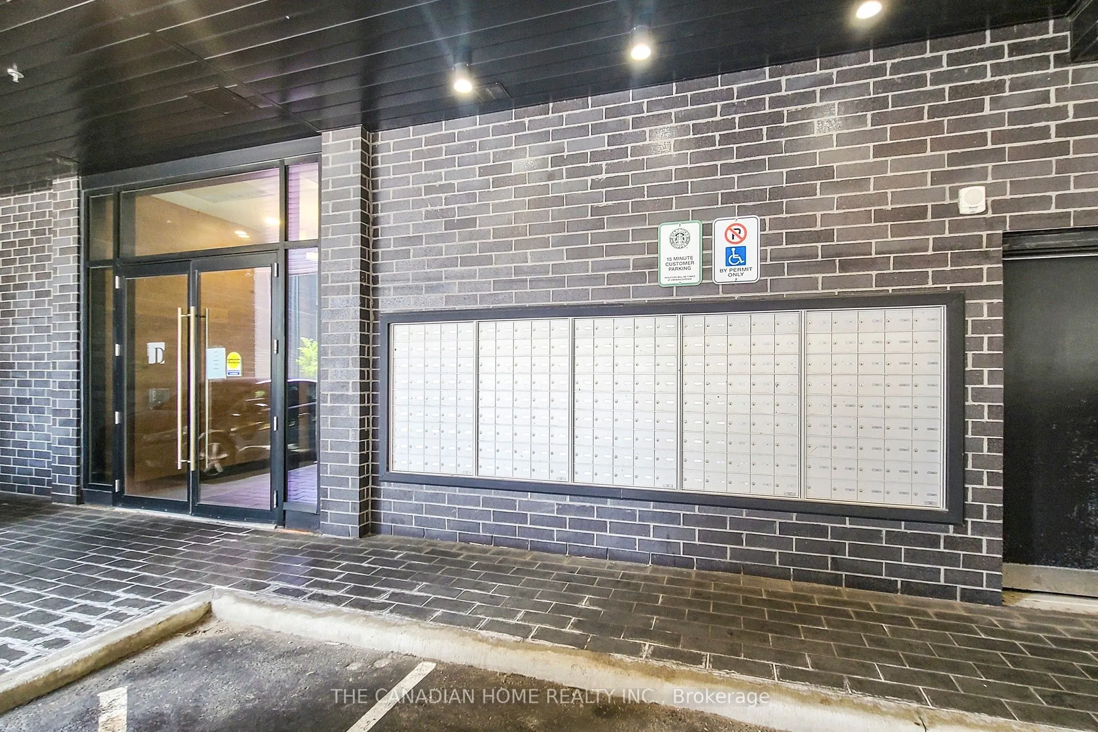 145 COLUMBIA Street W, #909