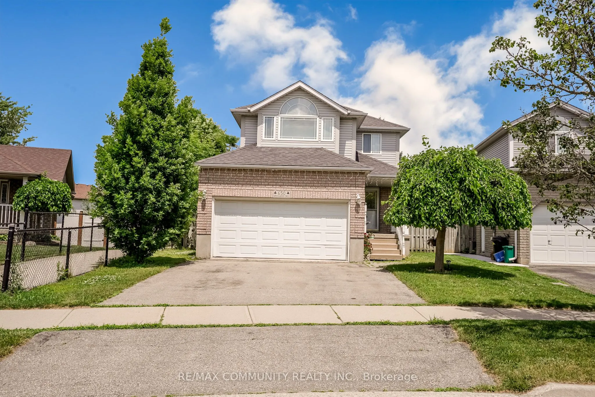 650 Spinnaker Crescent, #Main Level