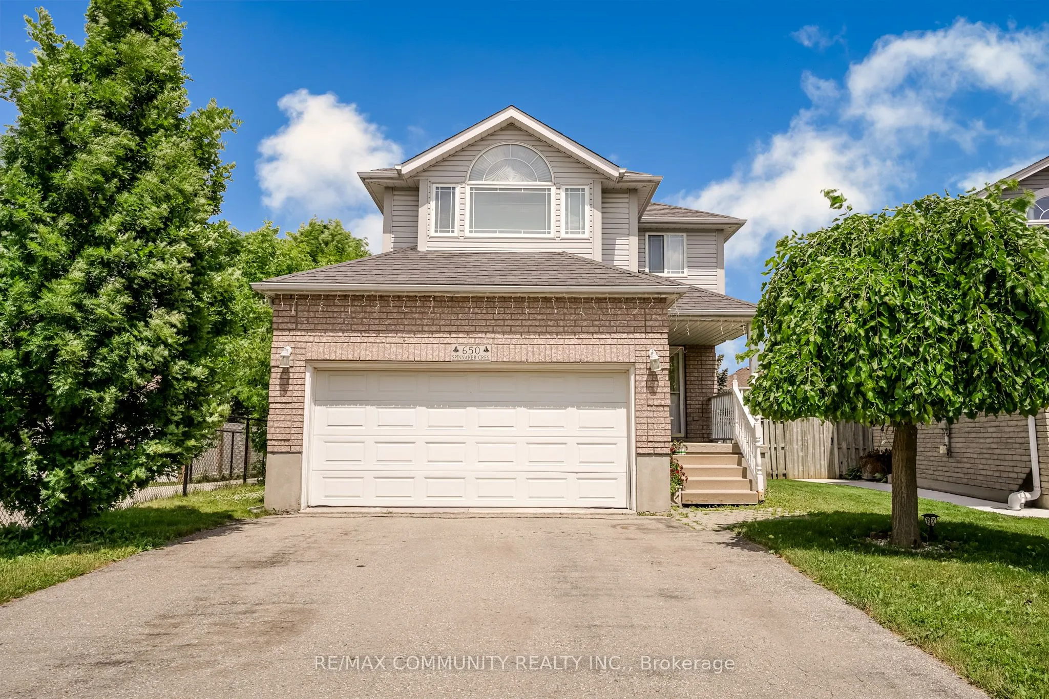 650 Spinnaker Crescent, #Main Level