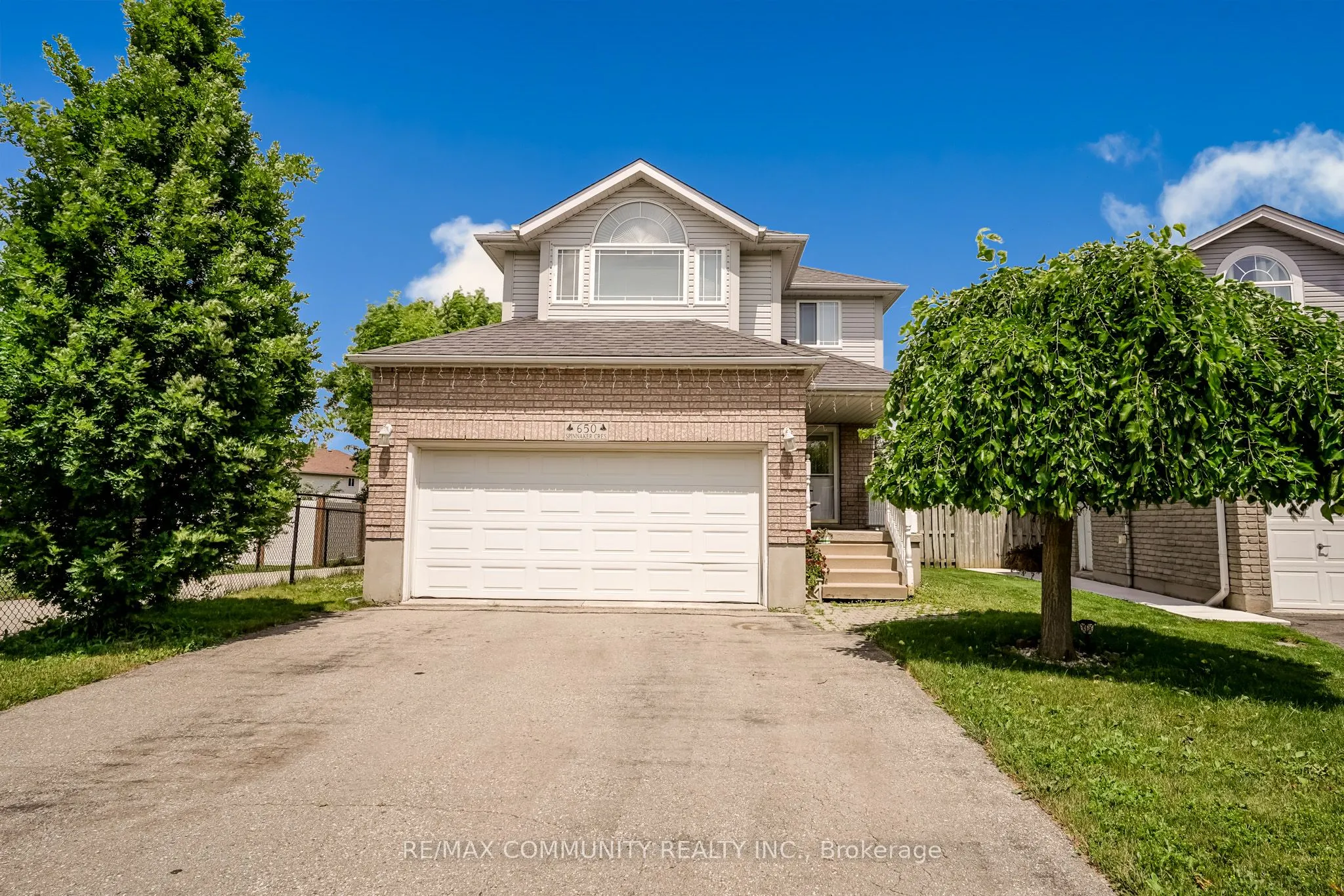 650 Spinnaker Crescent, #Main Level