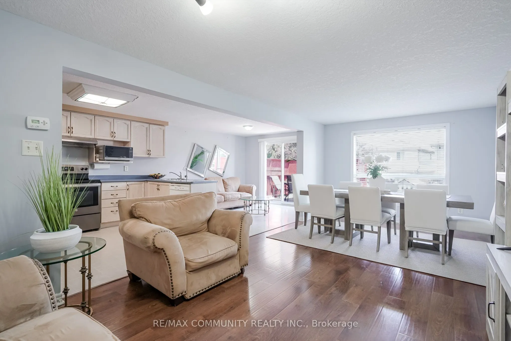 650 Spinnaker Crescent, #Main Level