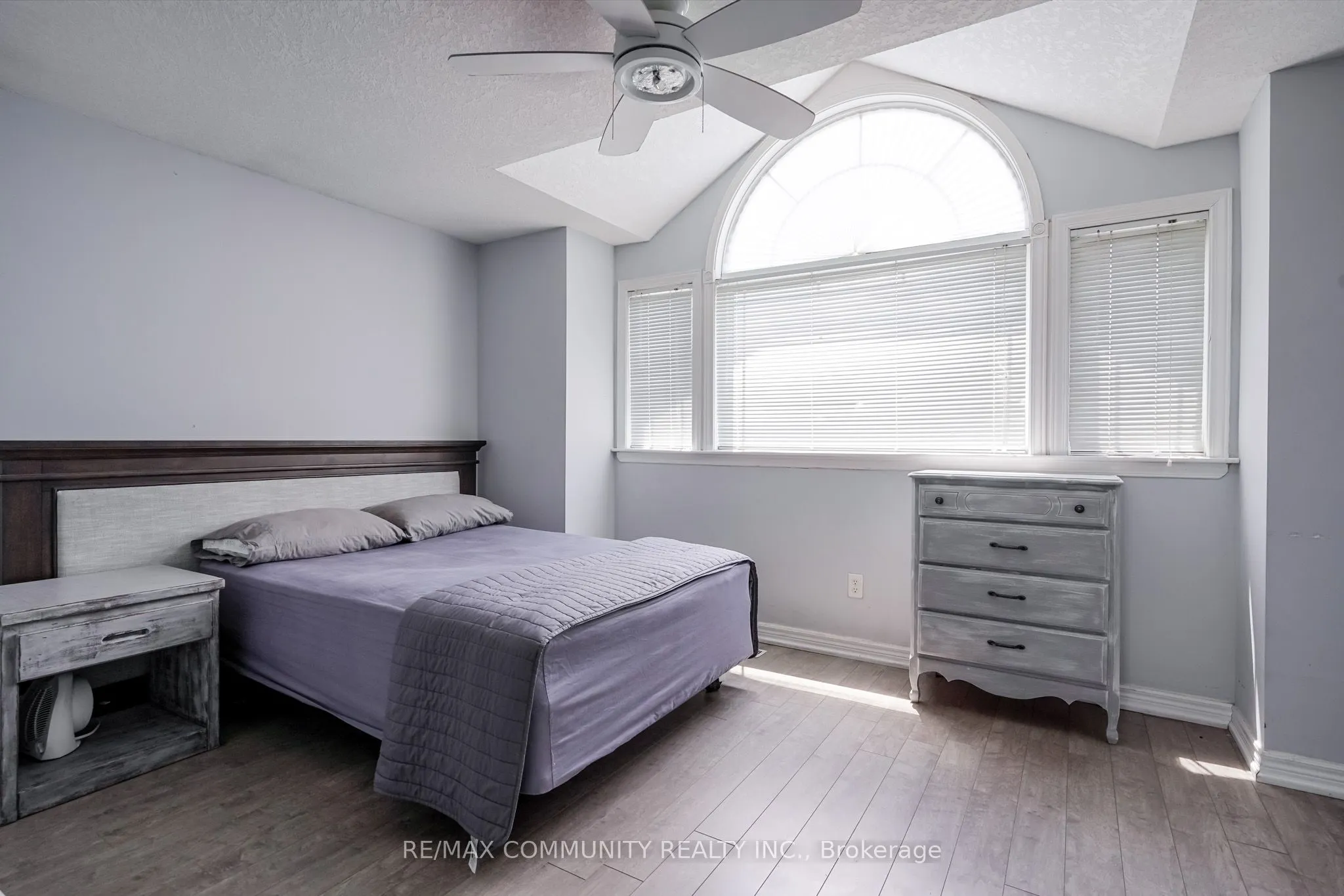 650 Spinnaker Crescent, #Main Level