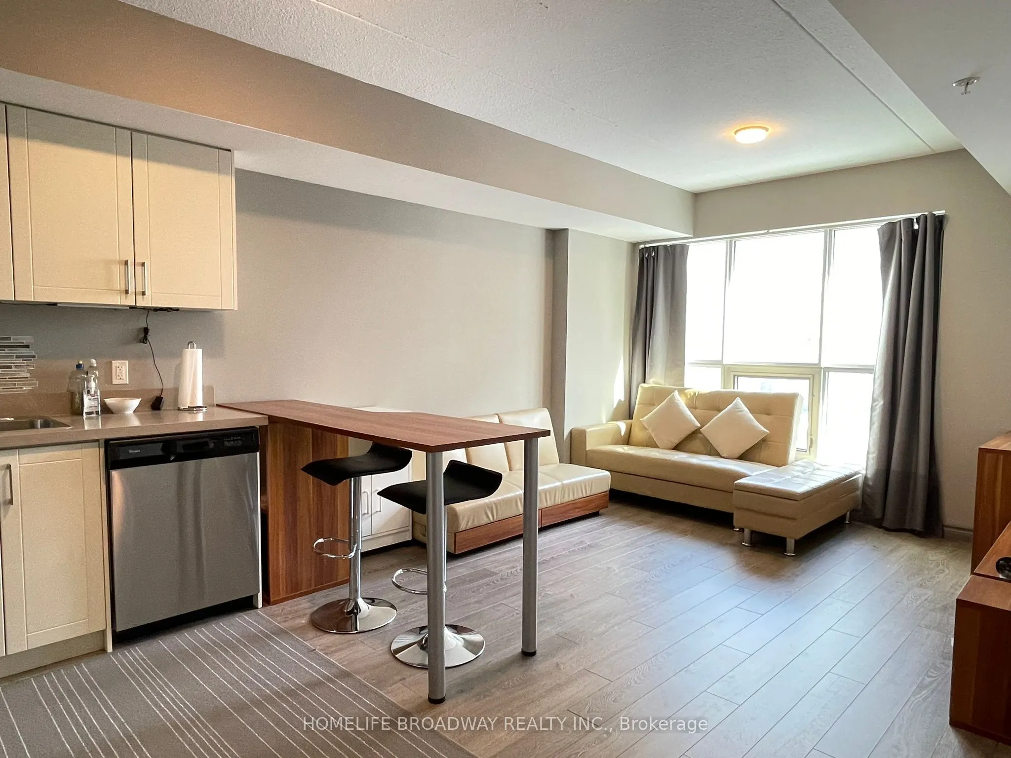 321 Spruce Street, #505