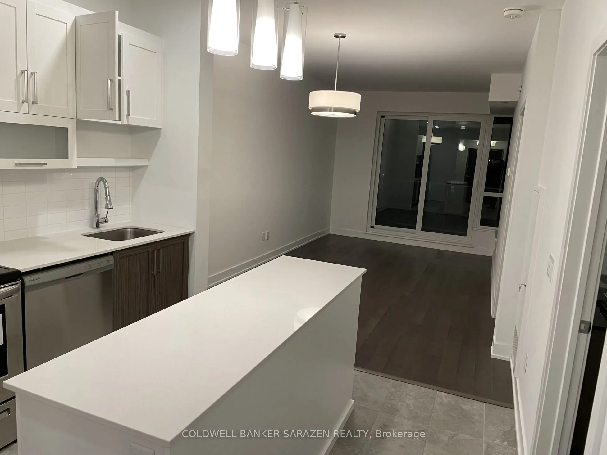 200 INLET Private, #1203