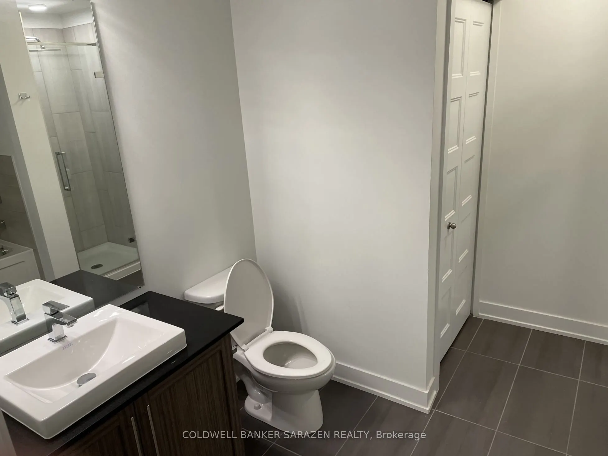 200 INLET Private, #1203