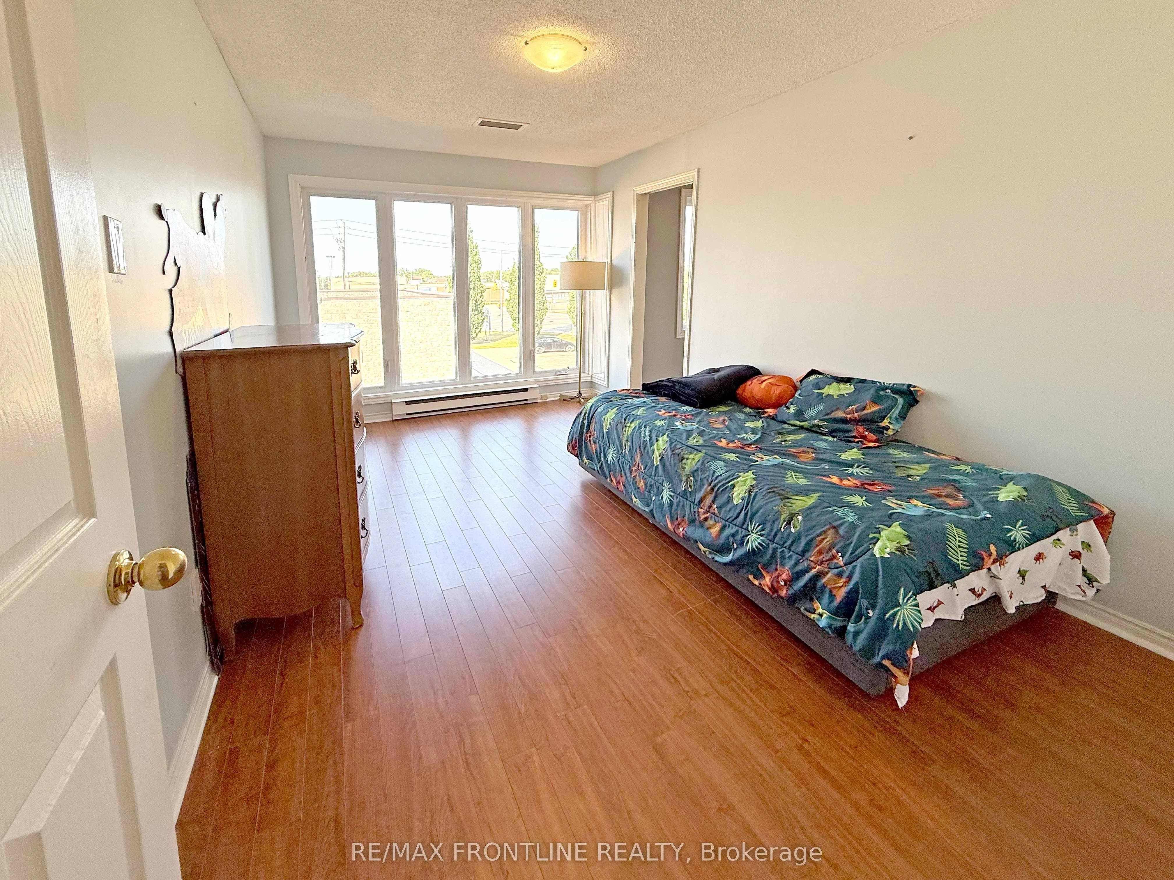 10 ARMSTRONG Drive, #Unit #302