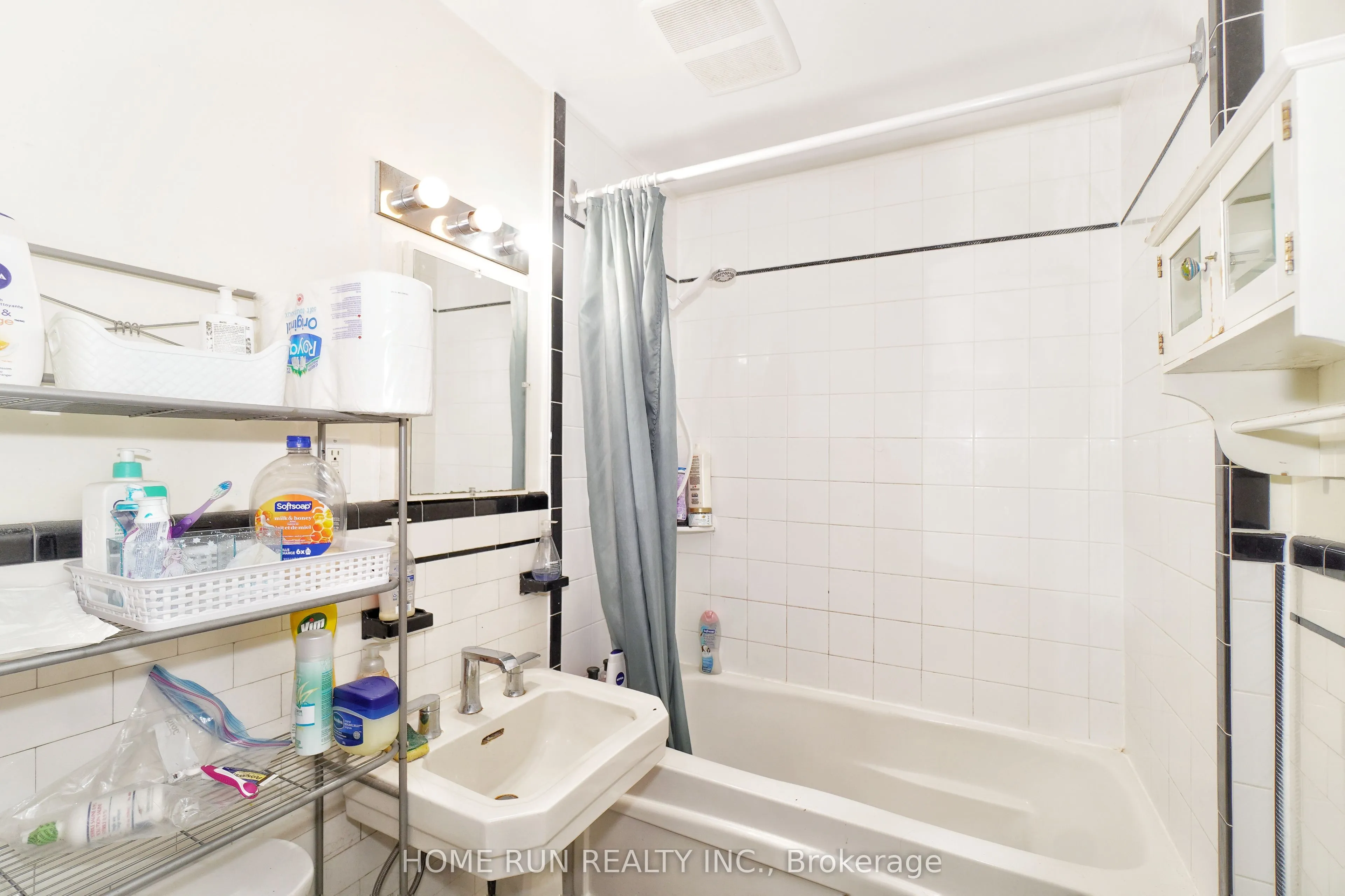 81 Marlborough Avenue