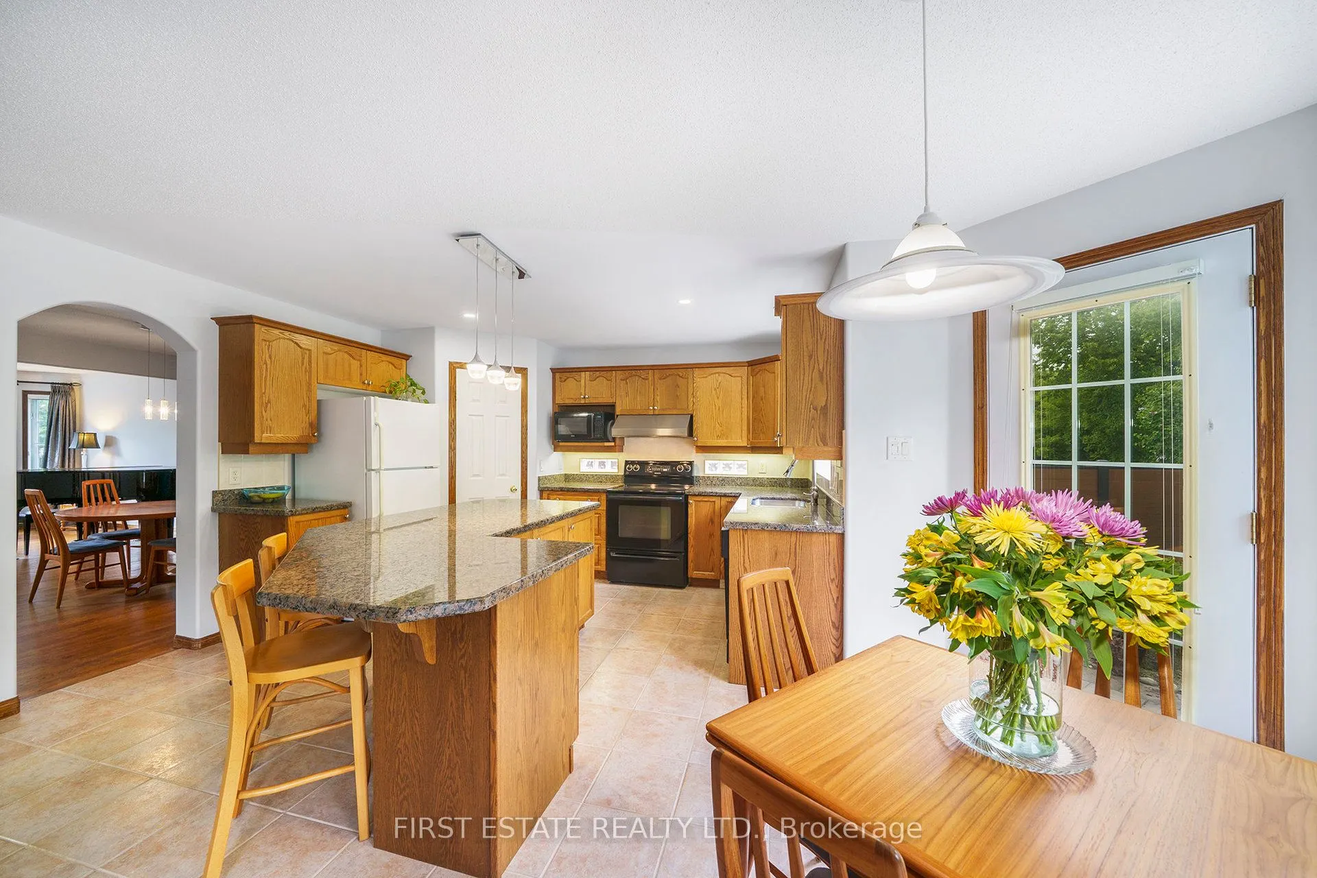 3798 Marble Canyon Crescent