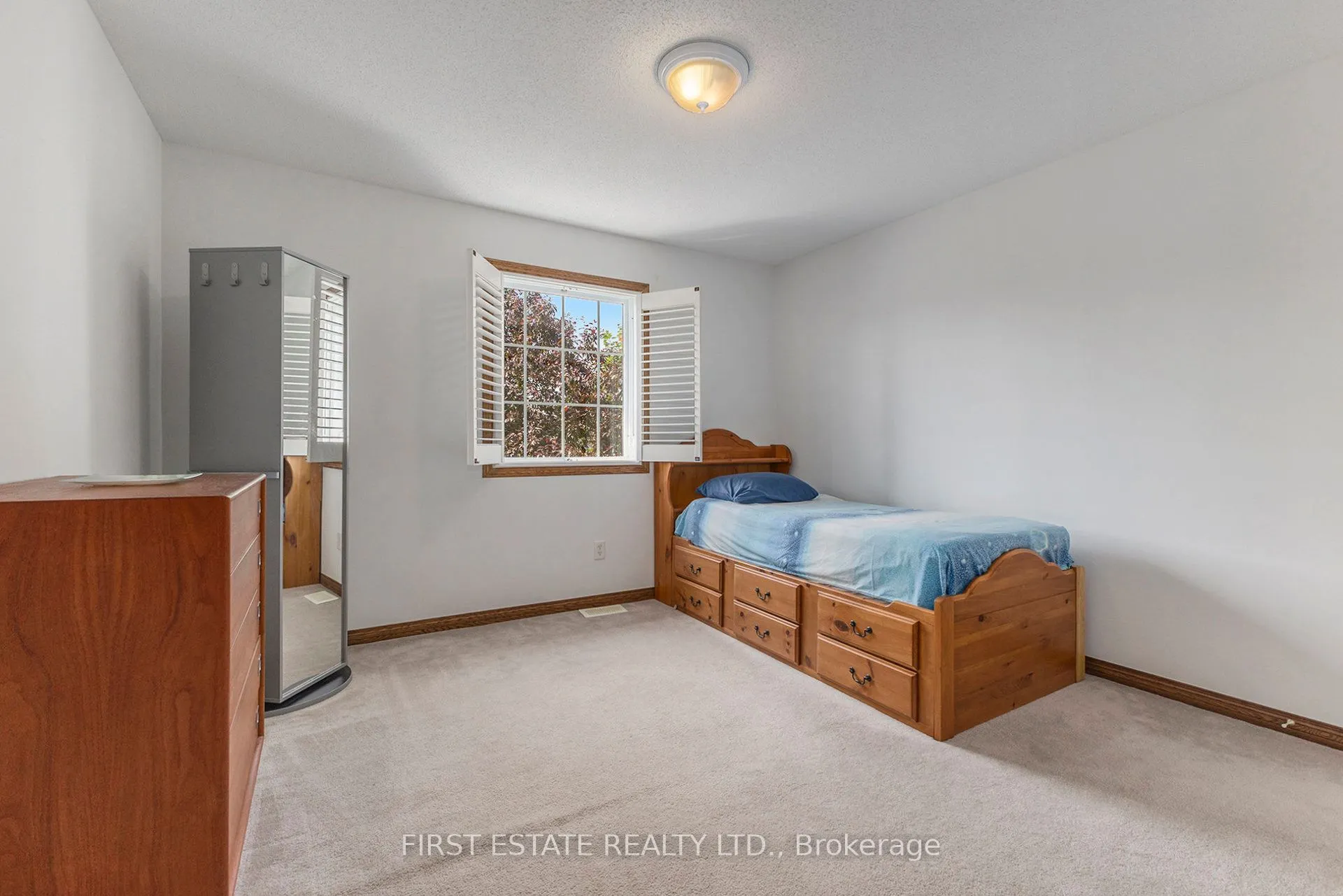 3798 Marble Canyon Crescent