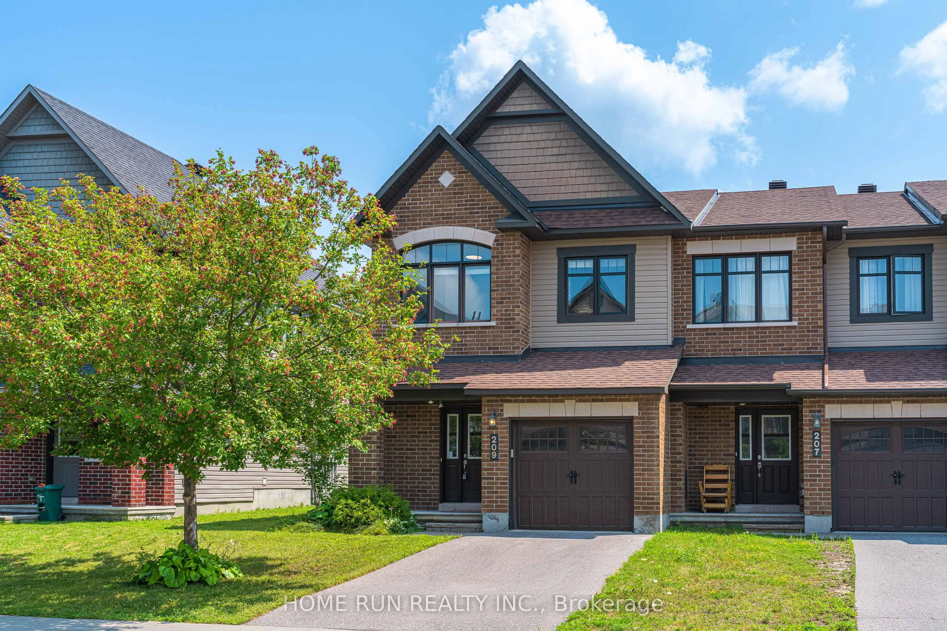 209 Halyard Way