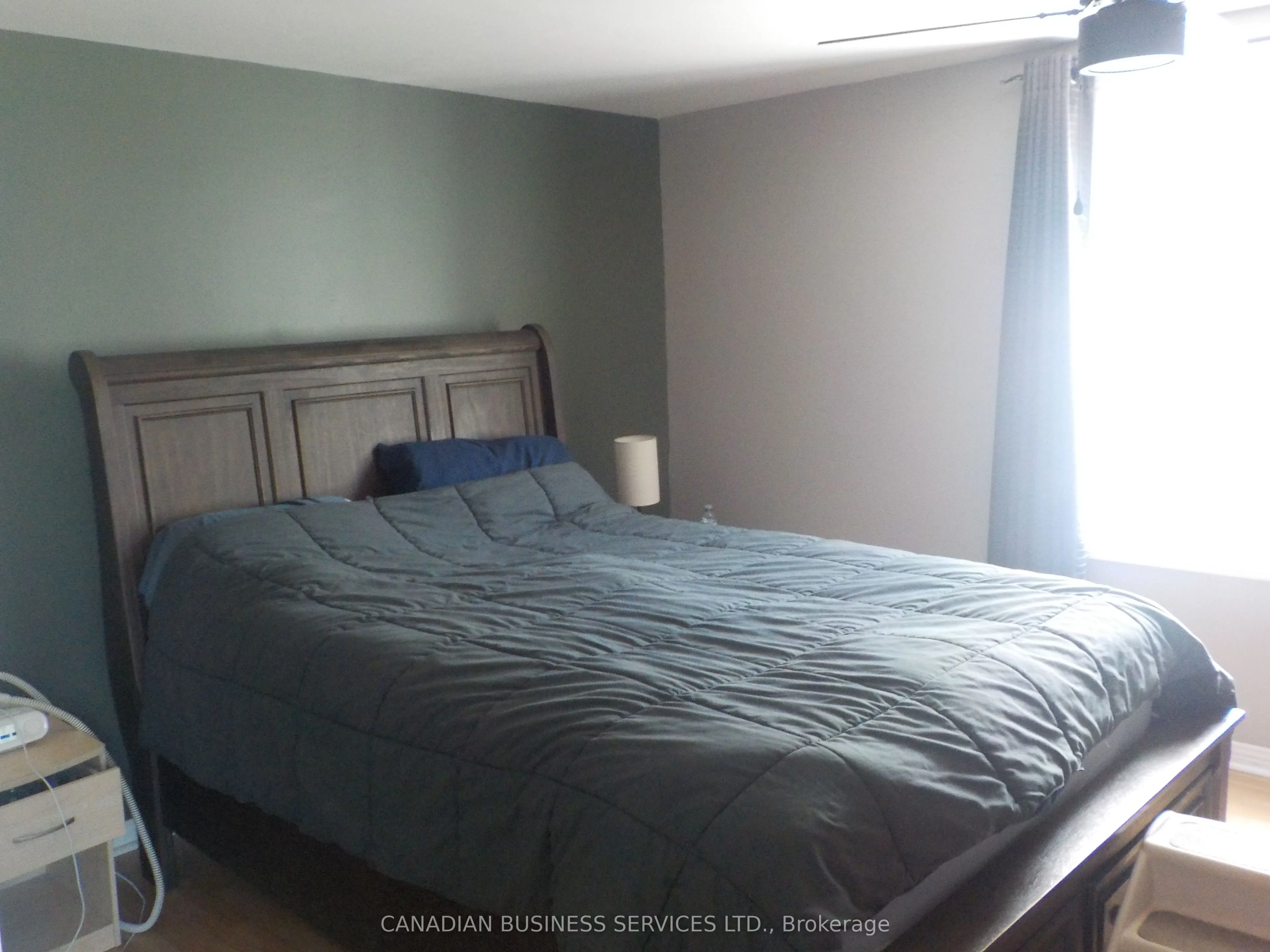 2285 Laval Road S