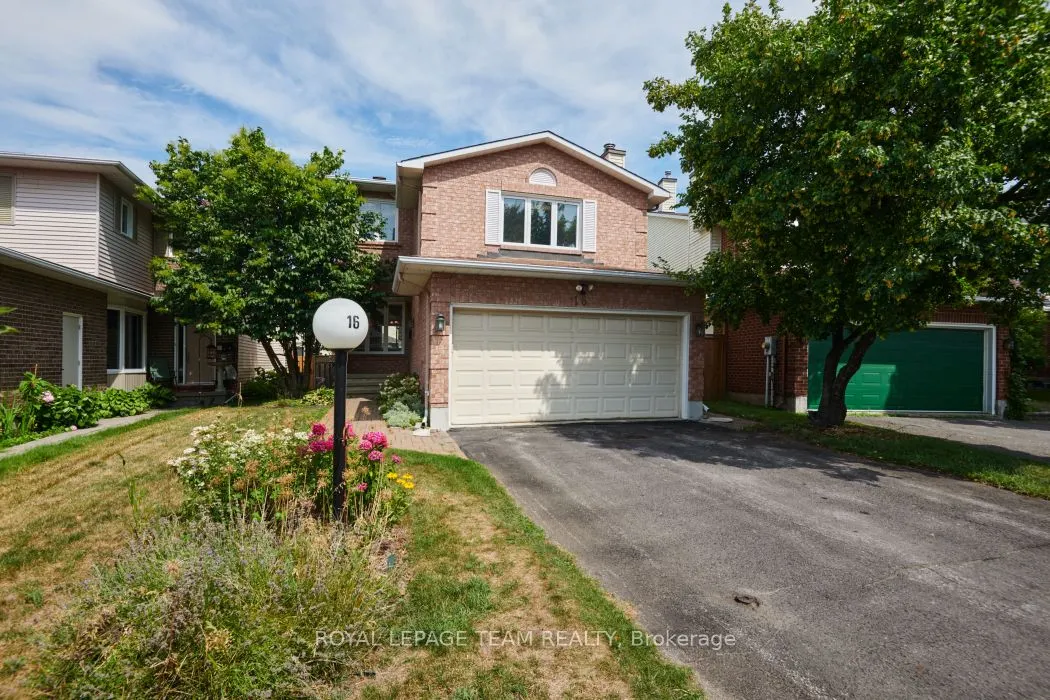 16 Chickasaw Crescent