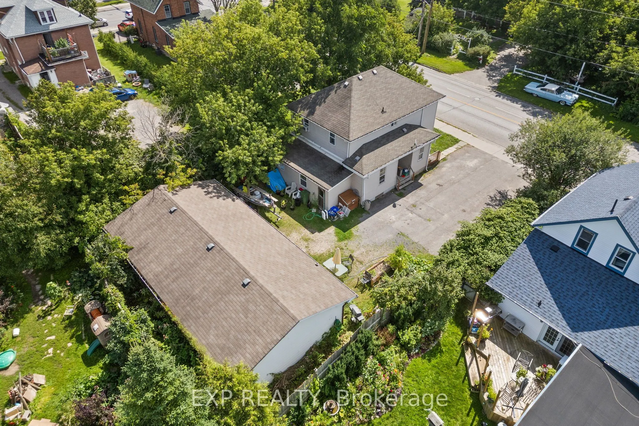 4 Mary Street W