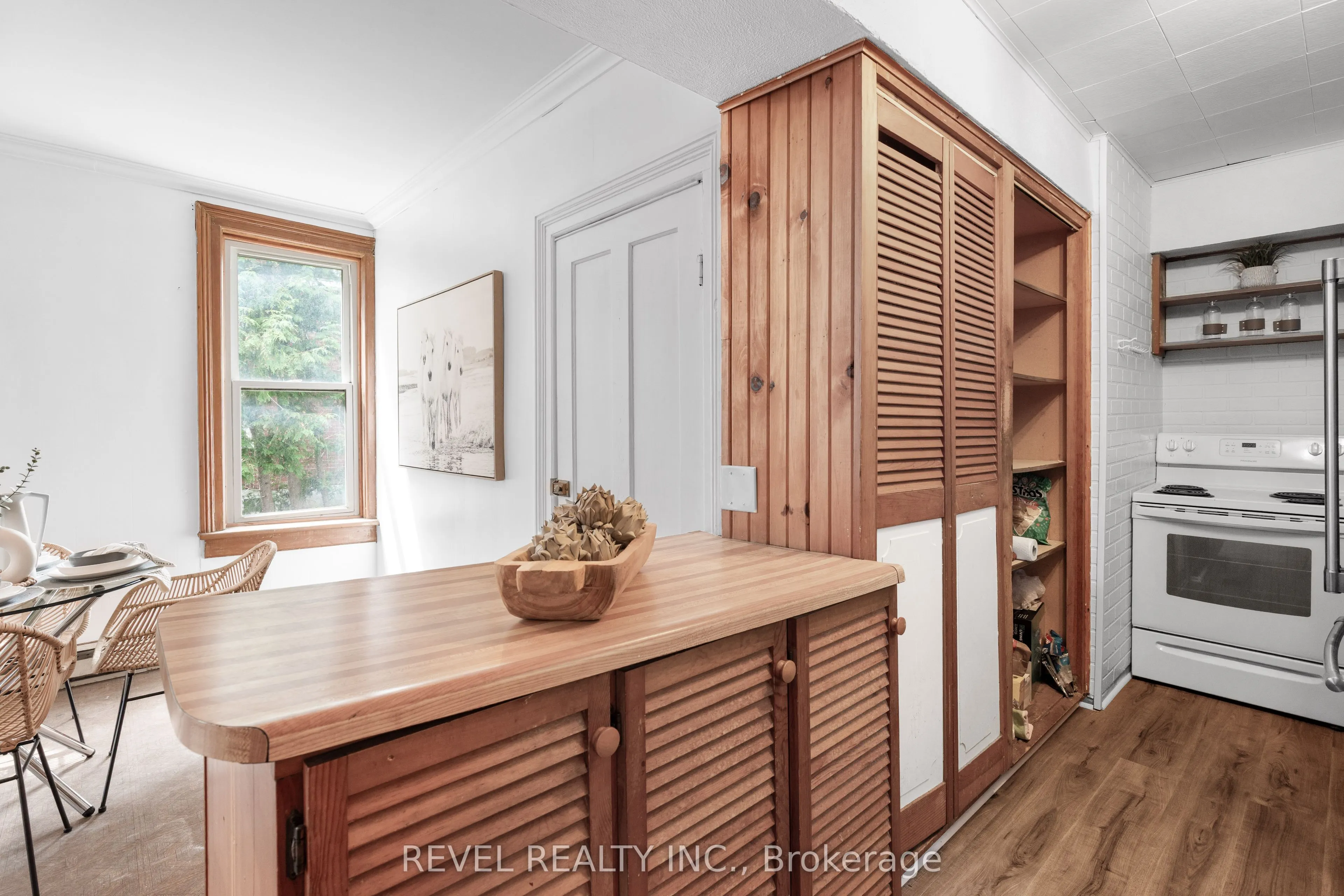 399 Eldon Road