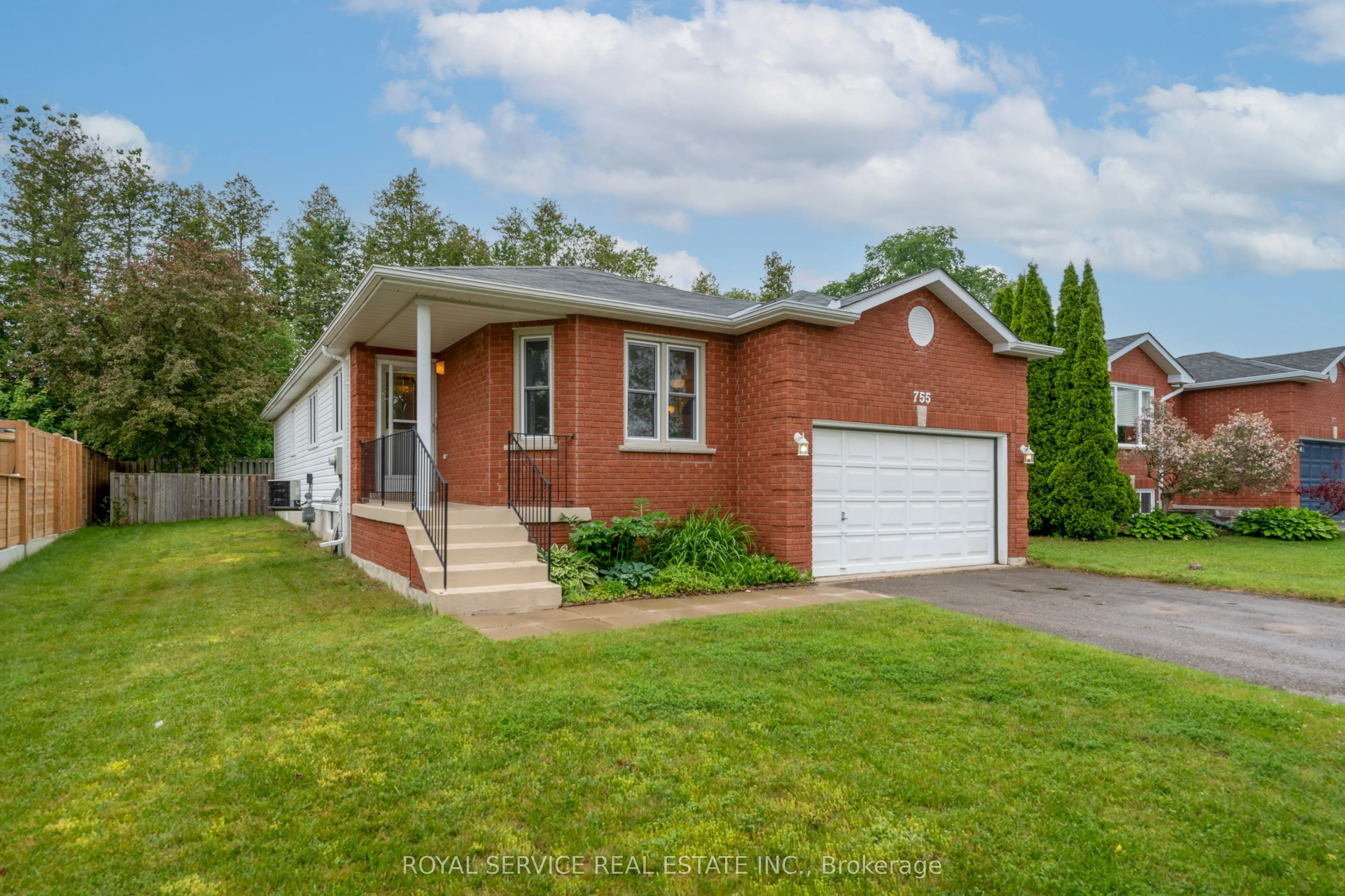 755 Greer Crescent