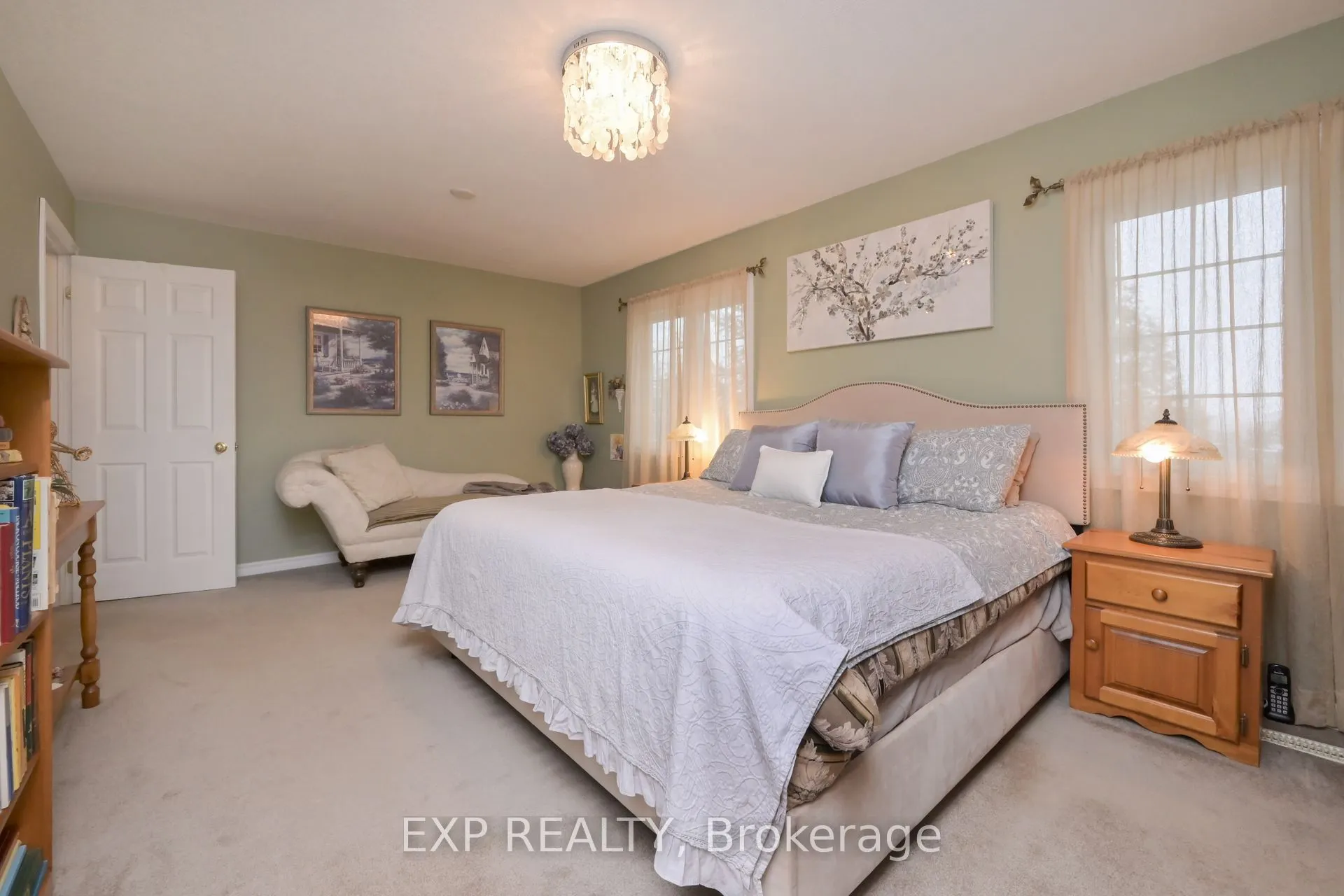 4 Starrview Crescent