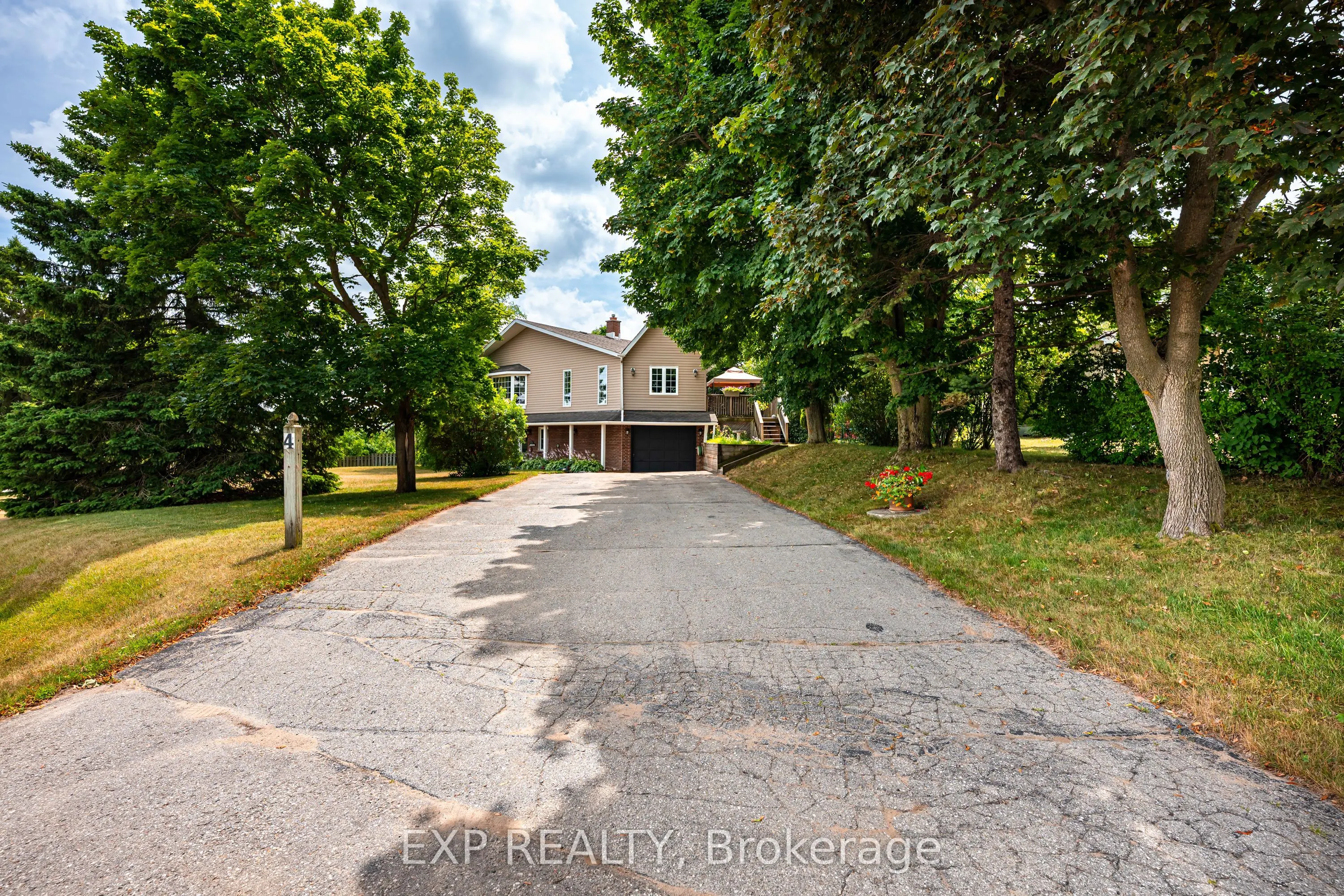 4 Starrview Crescent