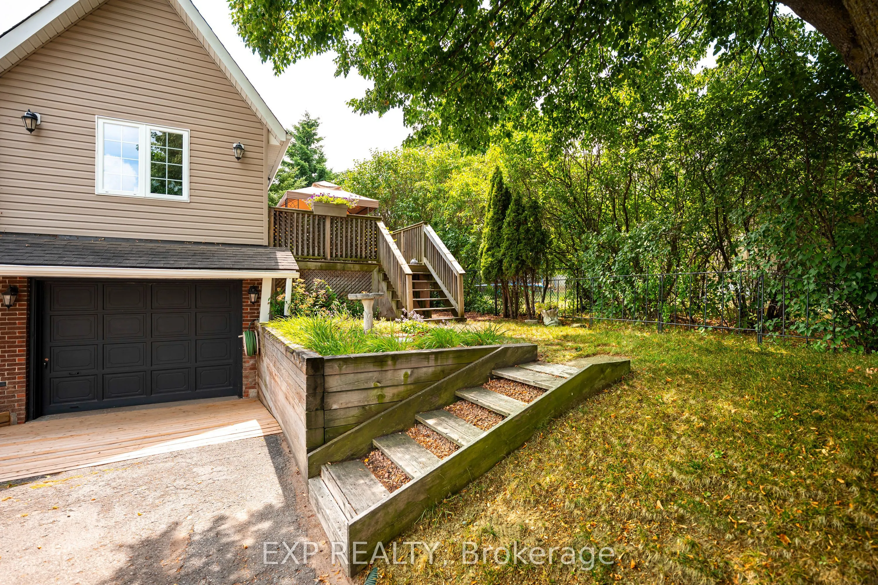 4 Starrview Crescent