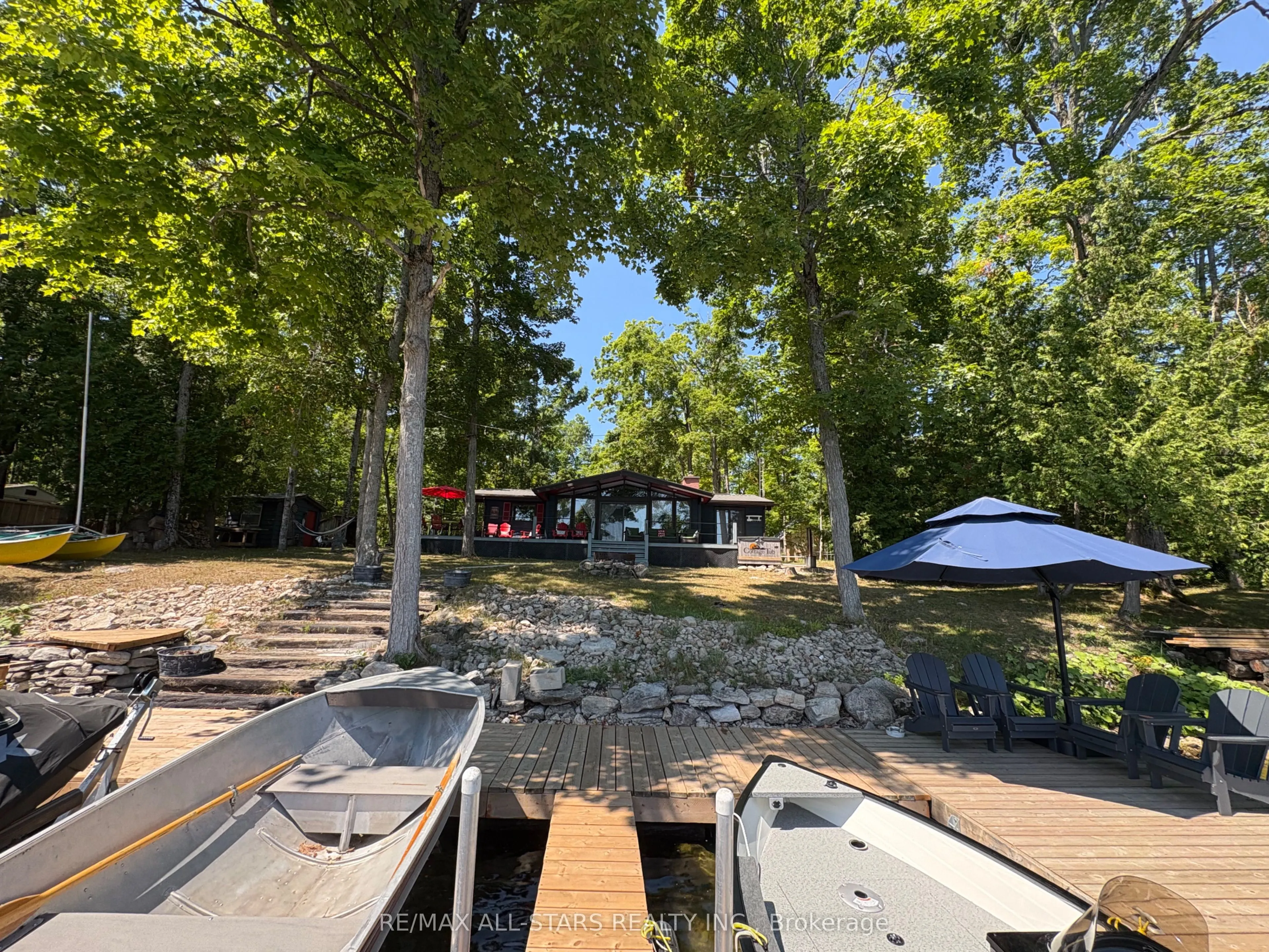 686 Grand Island Road