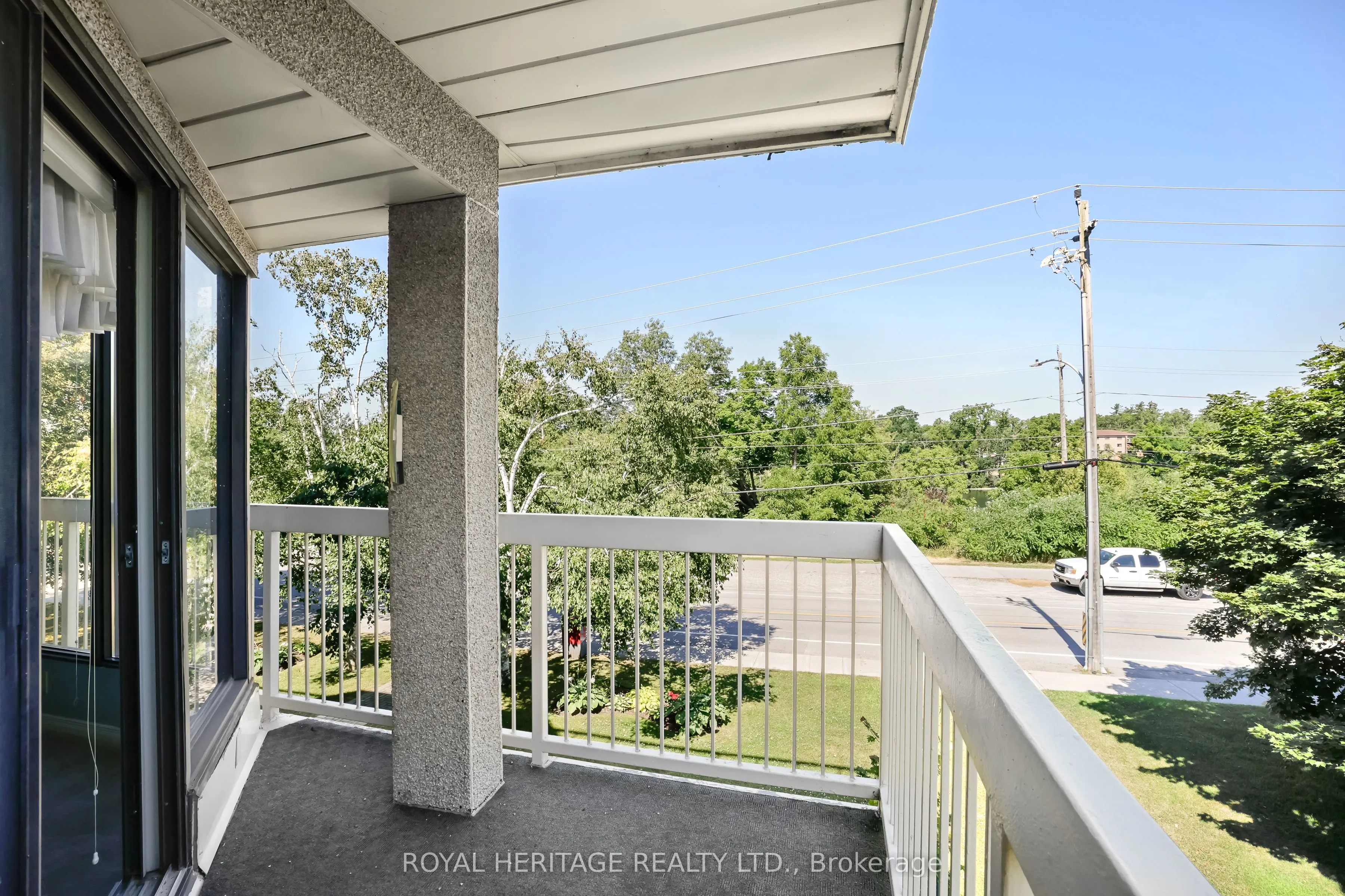 40 Auburn Street, #211