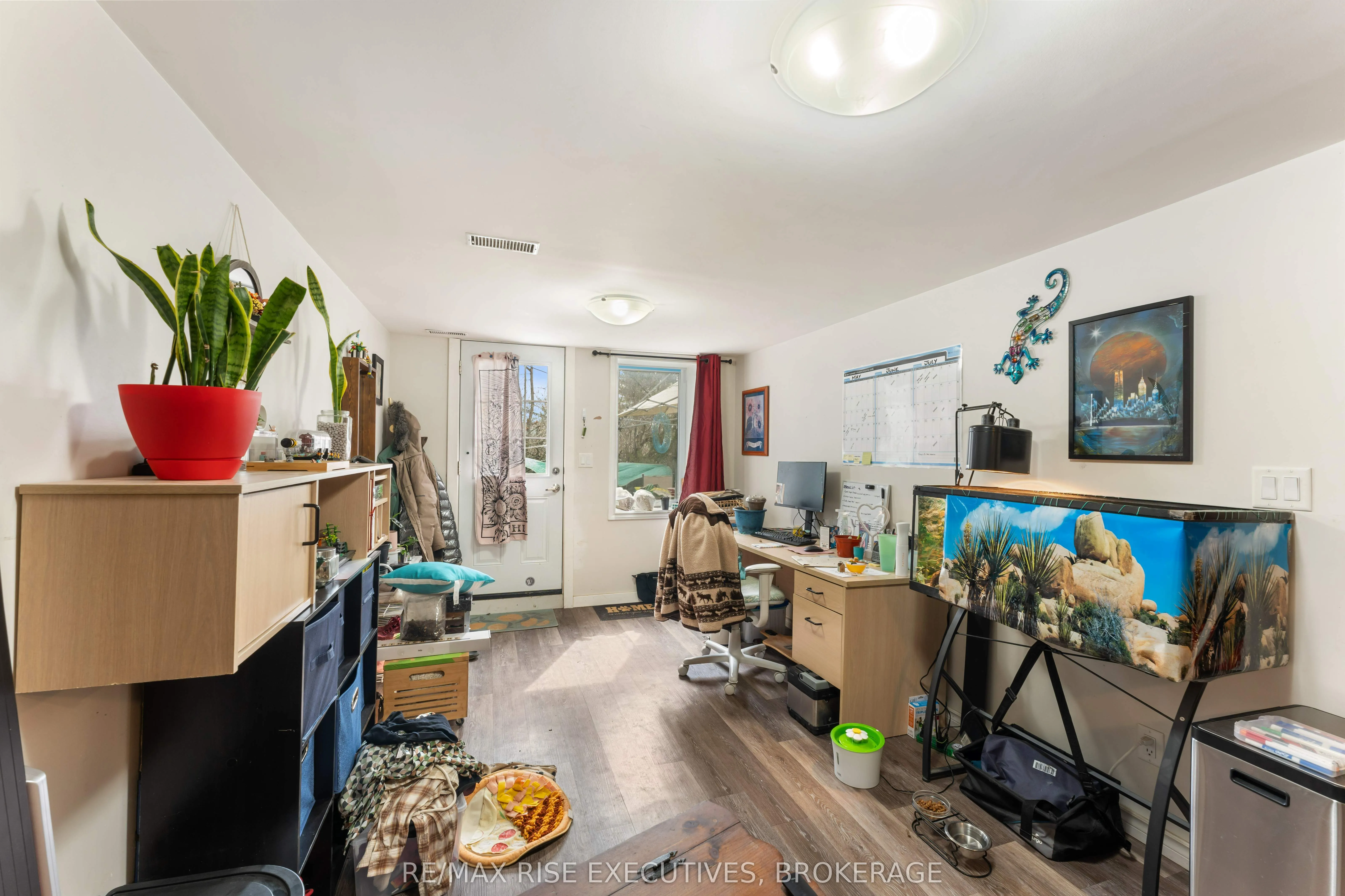 744 Selkirk Road