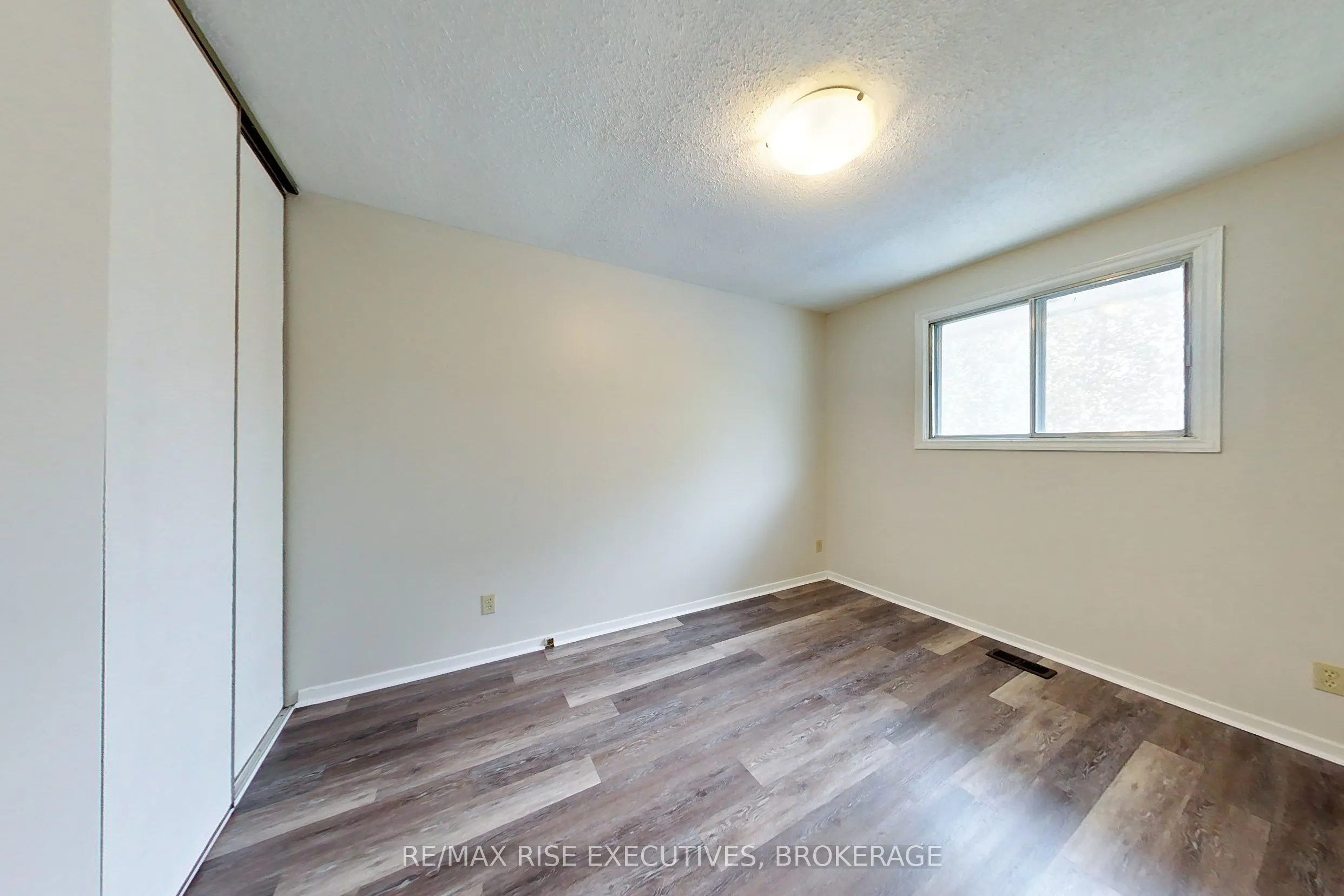 744 Selkirk Road