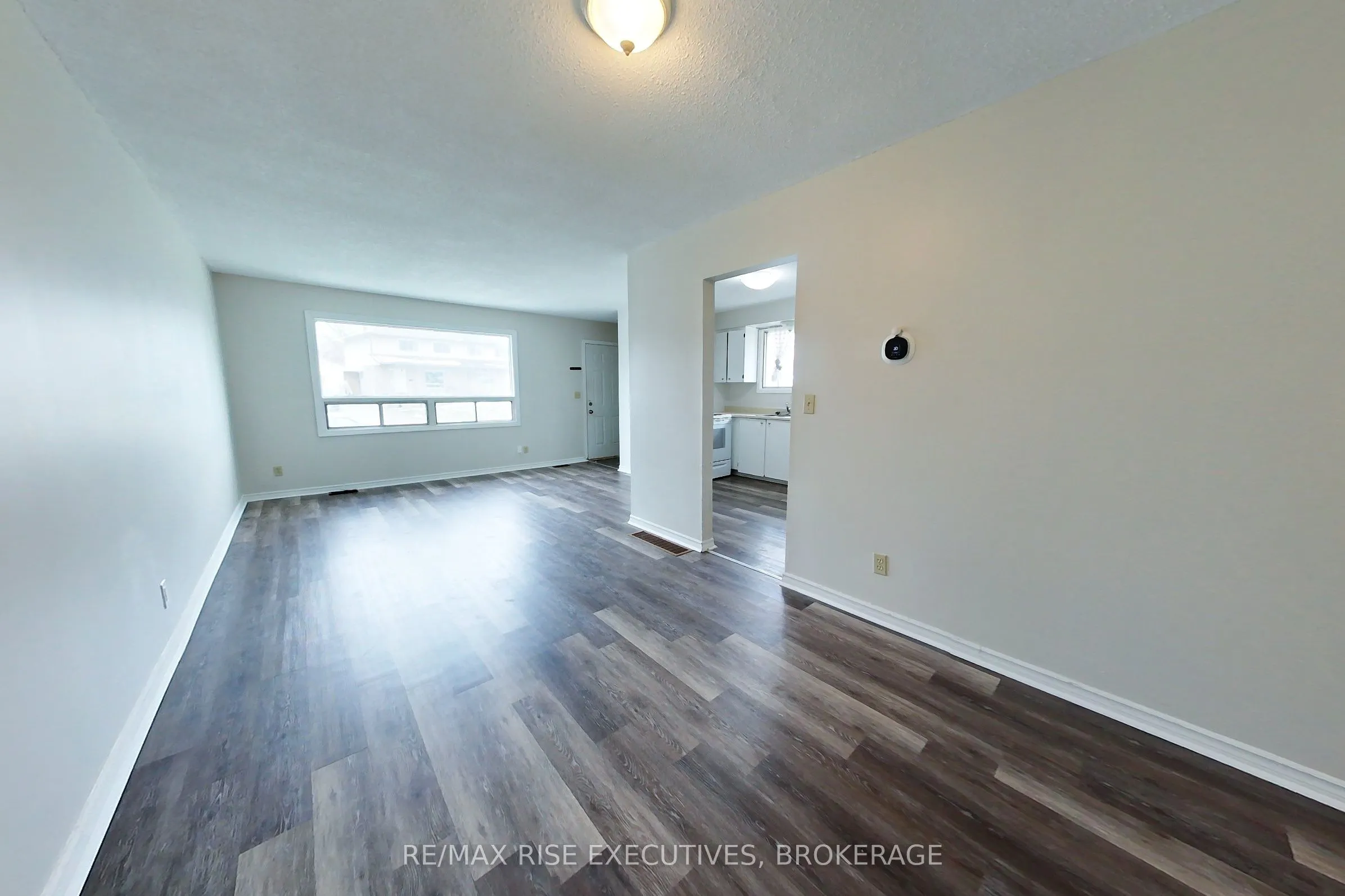 744 Selkirk Road