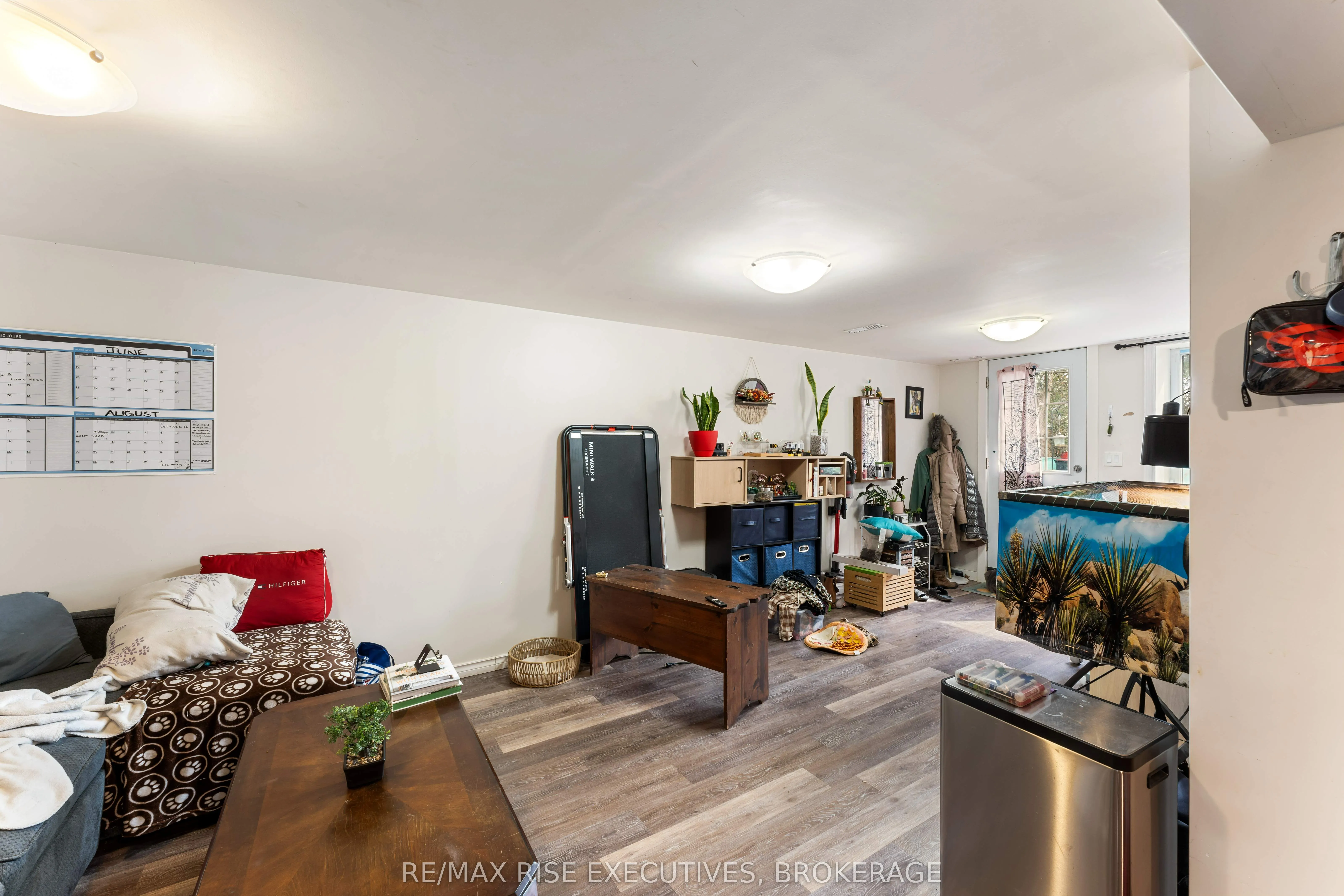 744 Selkirk Road