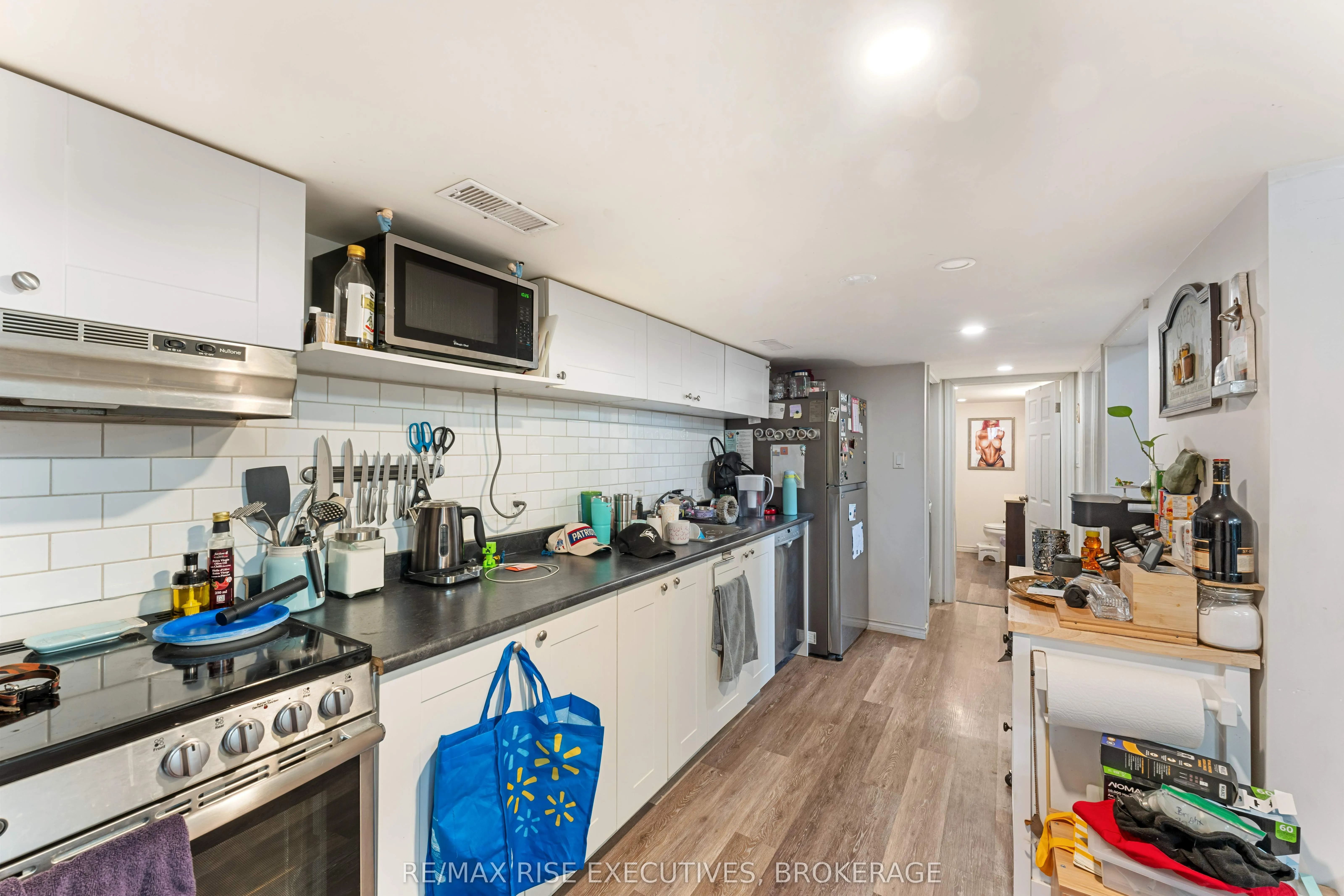 744 Selkirk Road