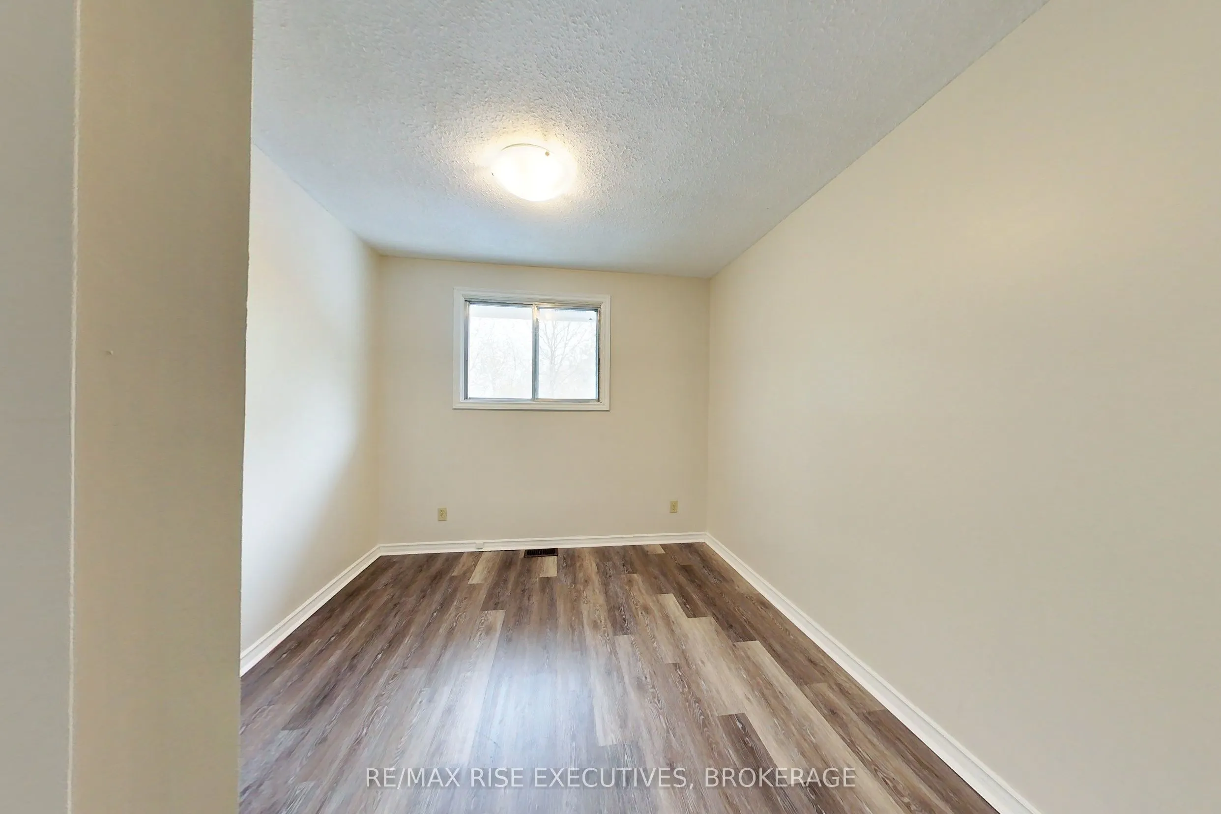 744 Selkirk Road