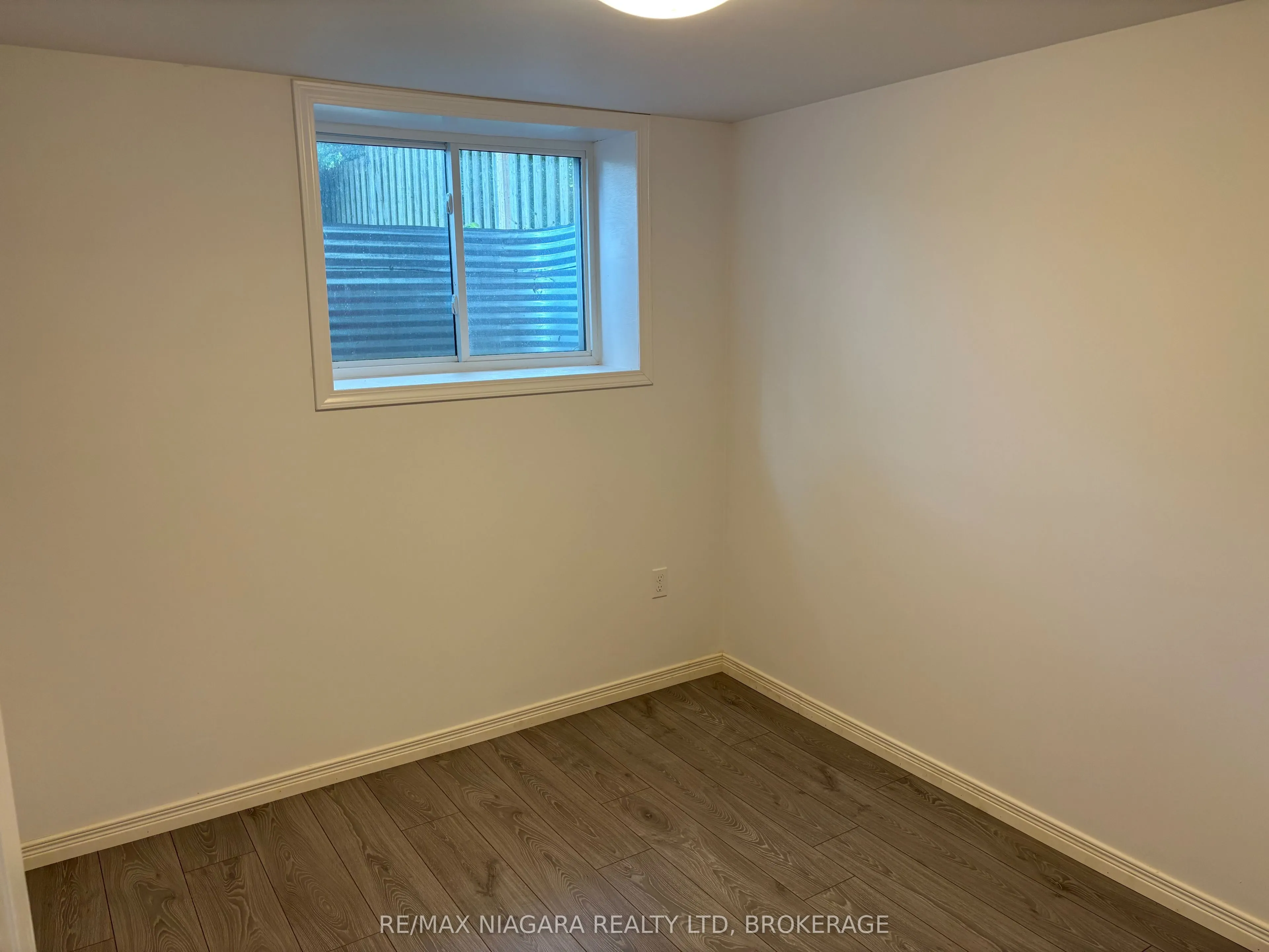 21 Woodlawn Road, #12