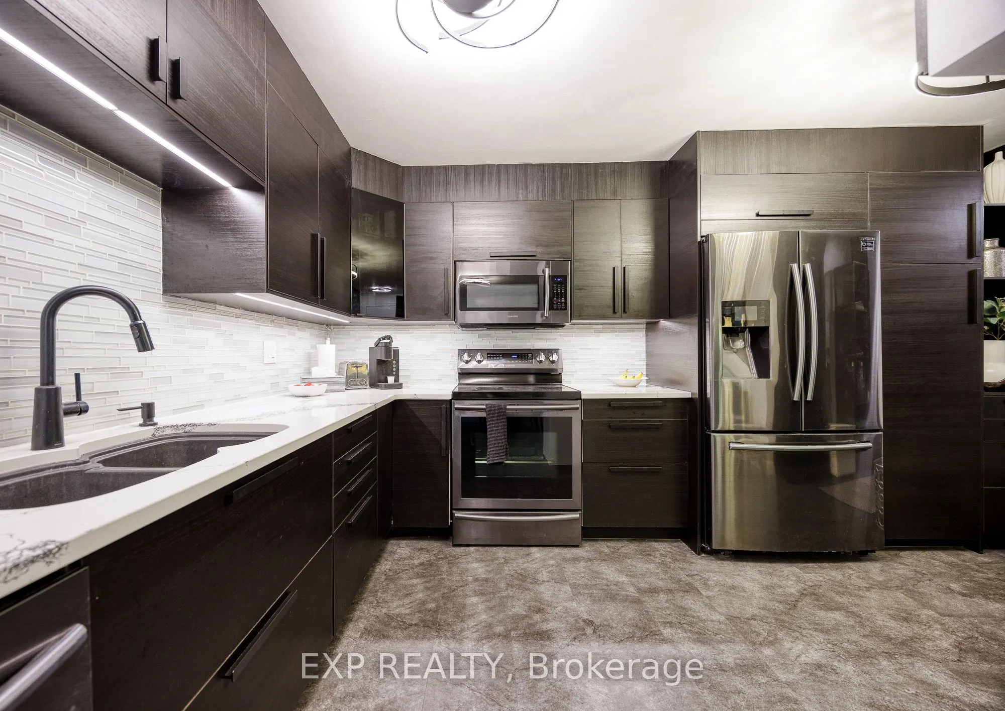 373 Laurier Avenue E, #1003