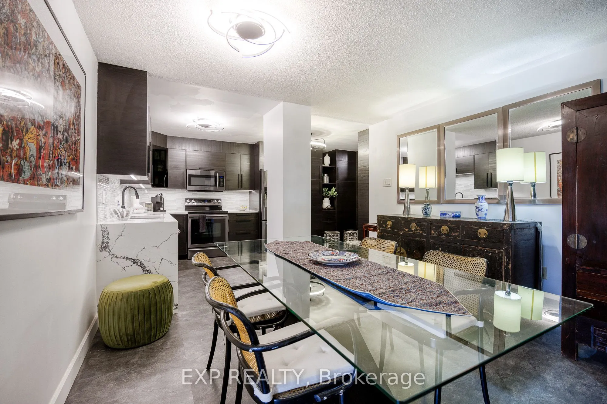 373 Laurier Avenue E, #1003