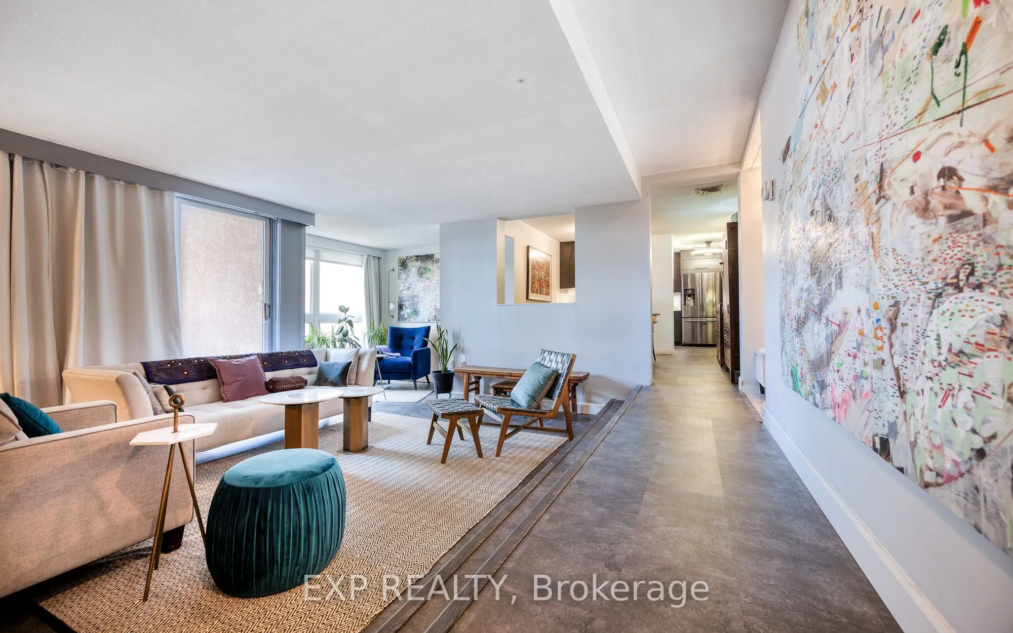 373 Laurier Avenue E, #1003