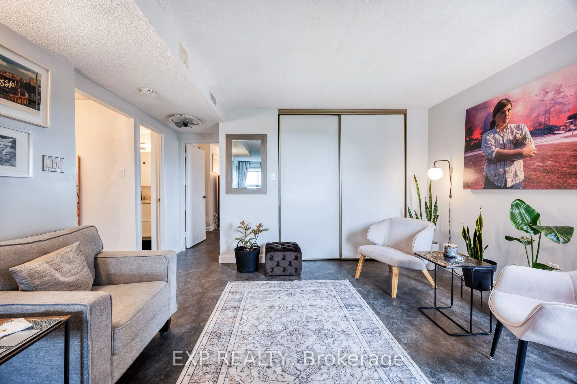 373 Laurier Avenue E, #1003