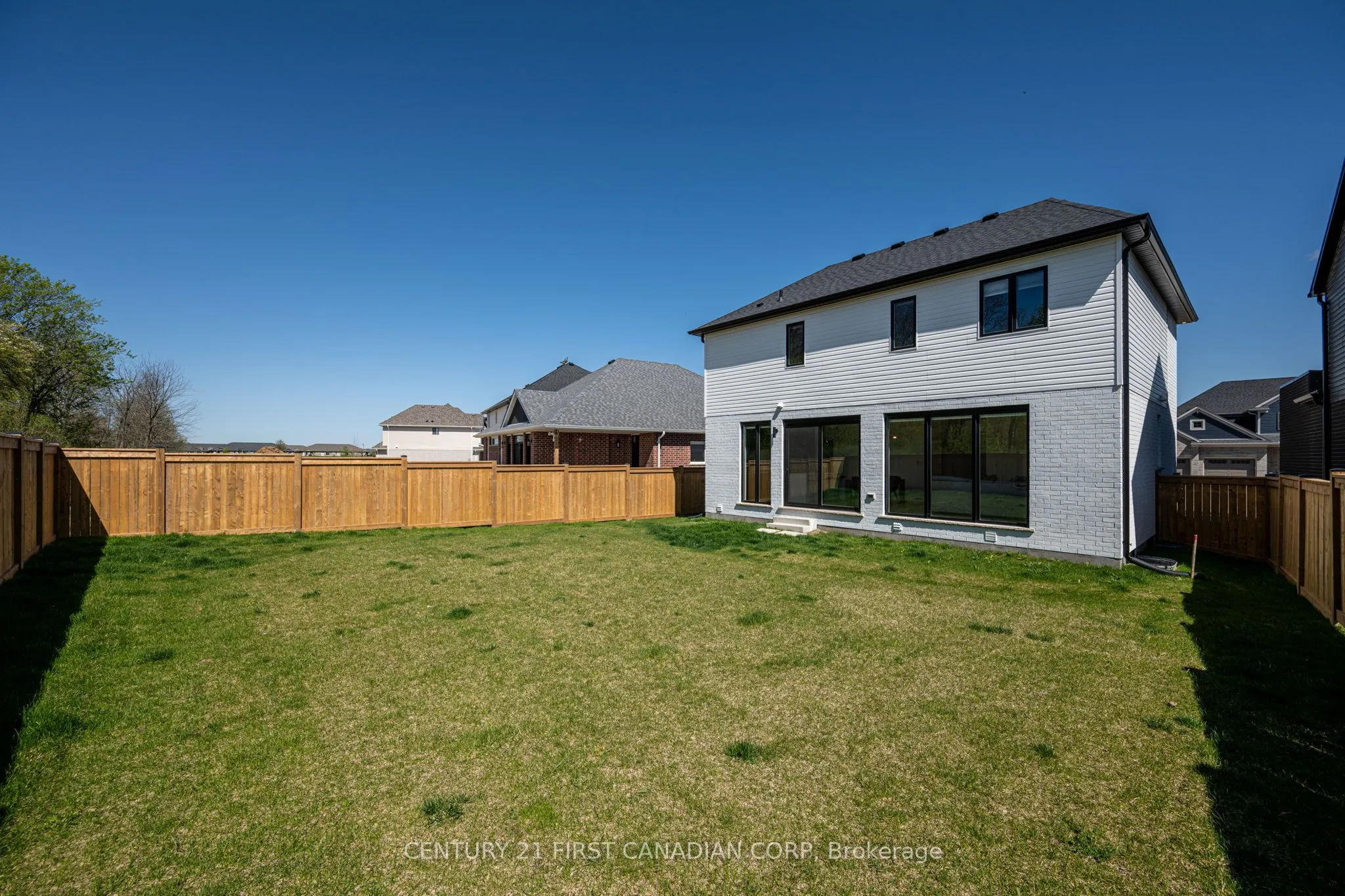 5 Hartland Circle
