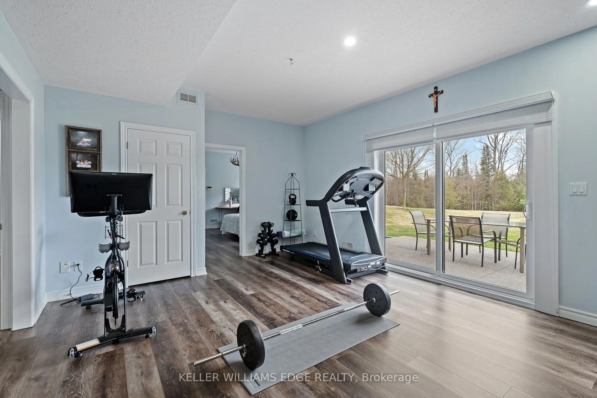 16 Credit River Road