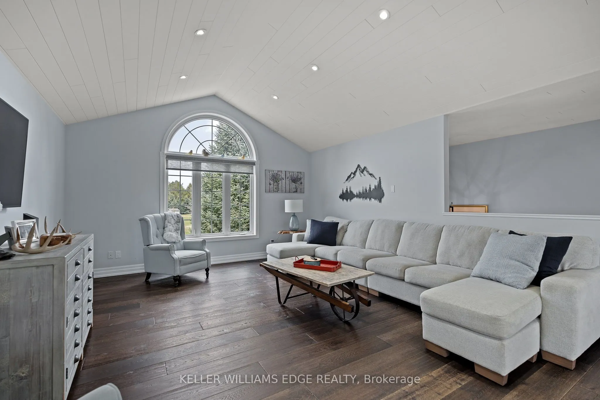 16 Credit River Road
