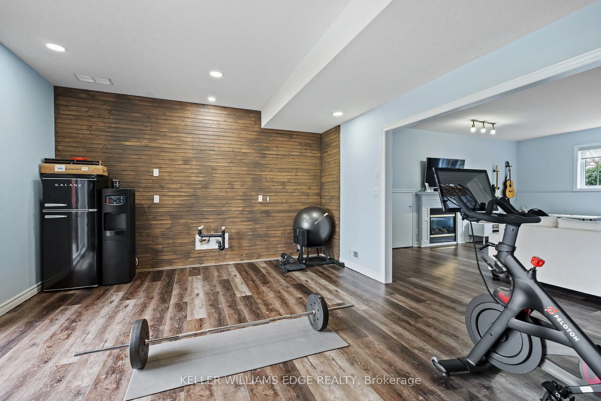 16 Credit River Road