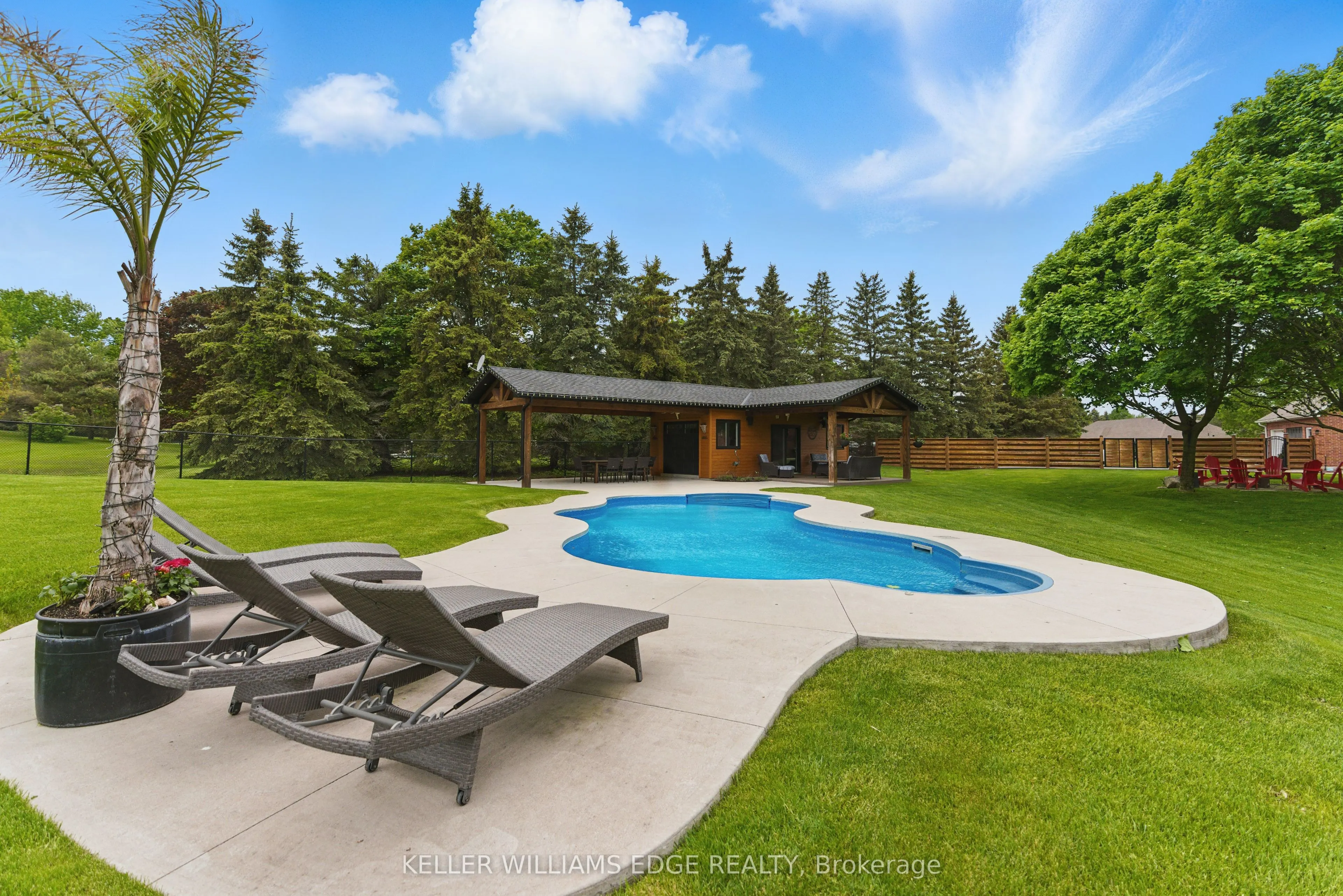 16 Credit River Road