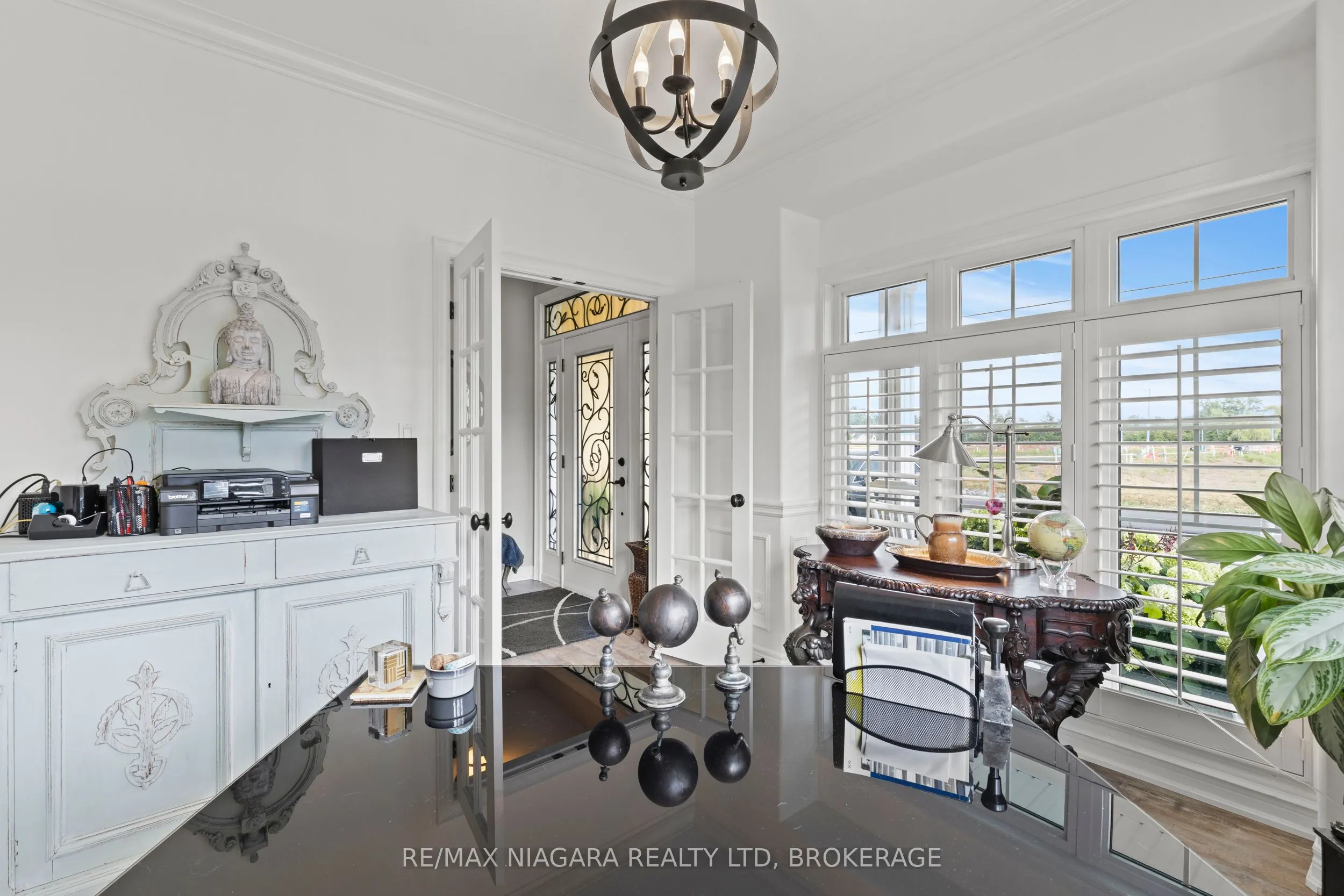 35 Burleigh Road S